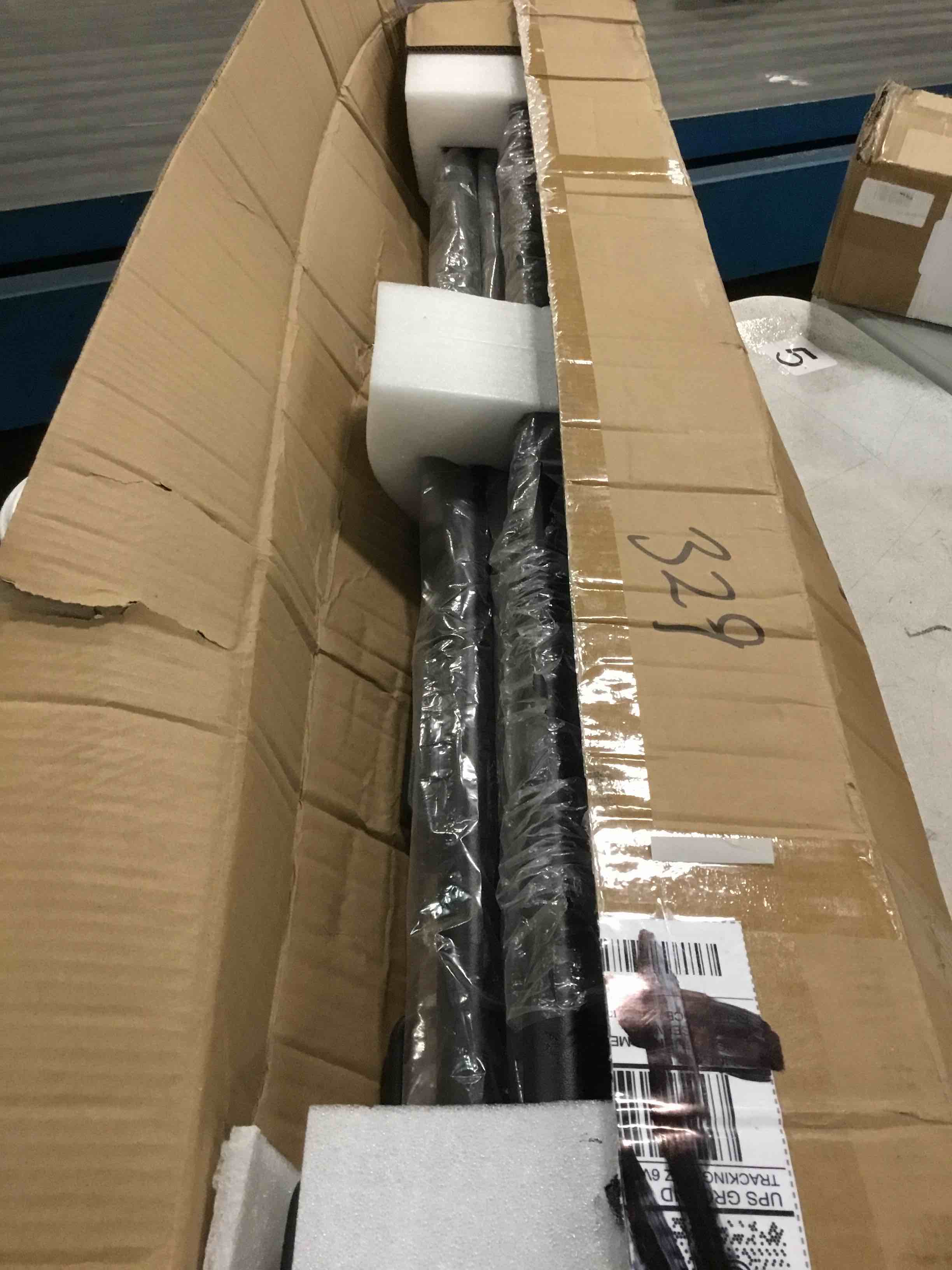 https://s3.amazonaws.com/lotting-images-prod/bidfta/YEL6828178_1722645063289.jpeg