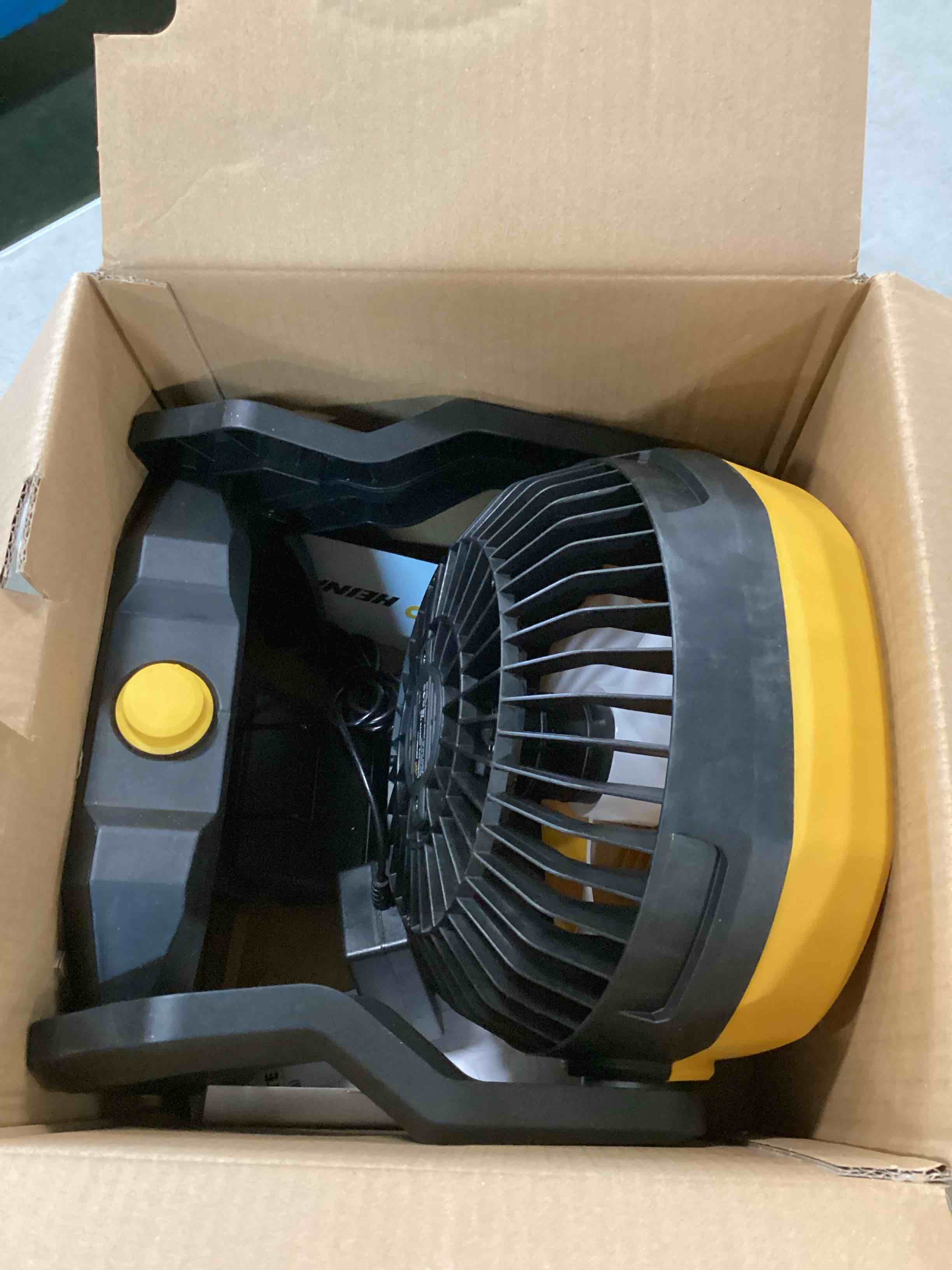 https://s3.amazonaws.com/lotting-images-prod/bidfta/YEL6834475_1722898026162.jpeg