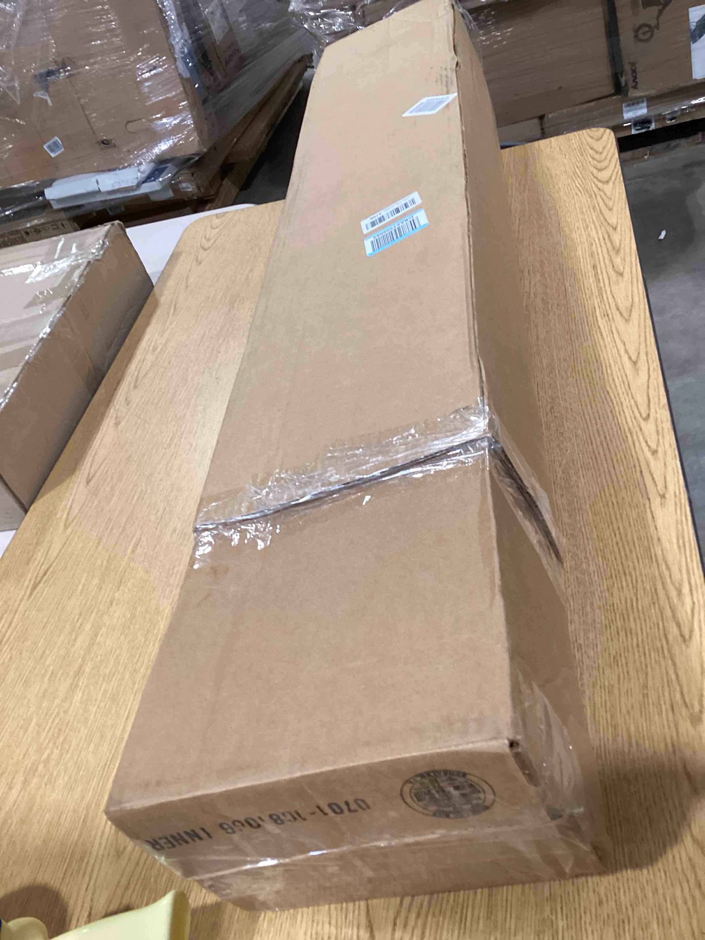 https://s3.amazonaws.com/lotting-images-prod/bidfta/YEL6836226_1727794194902.jpeg