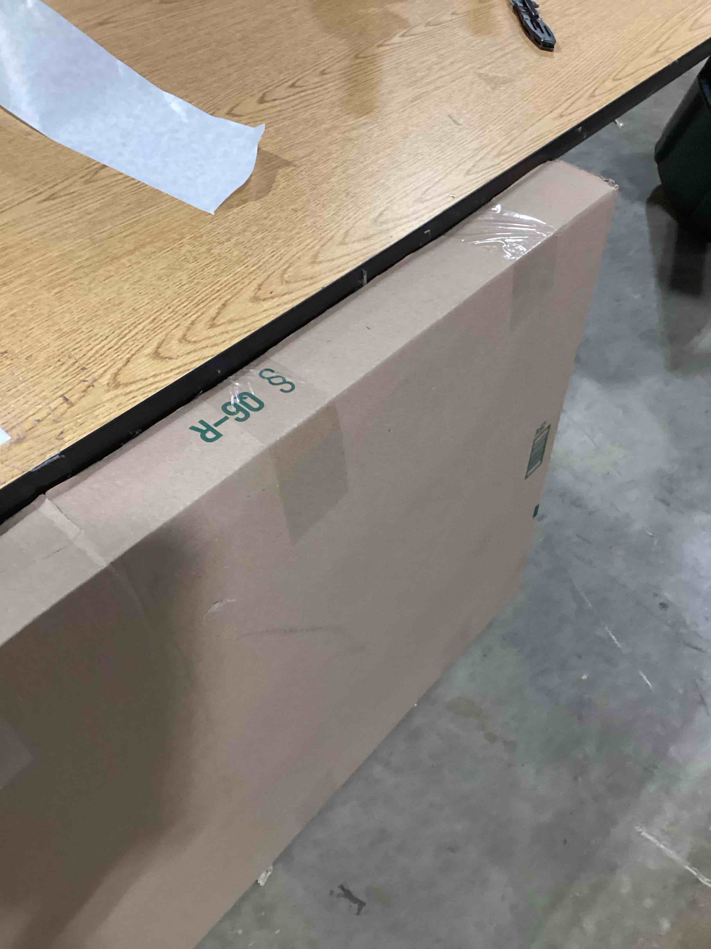 https://s3.amazonaws.com/lotting-images-prod/bidfta/YEL6836657_1728316161734.jpeg