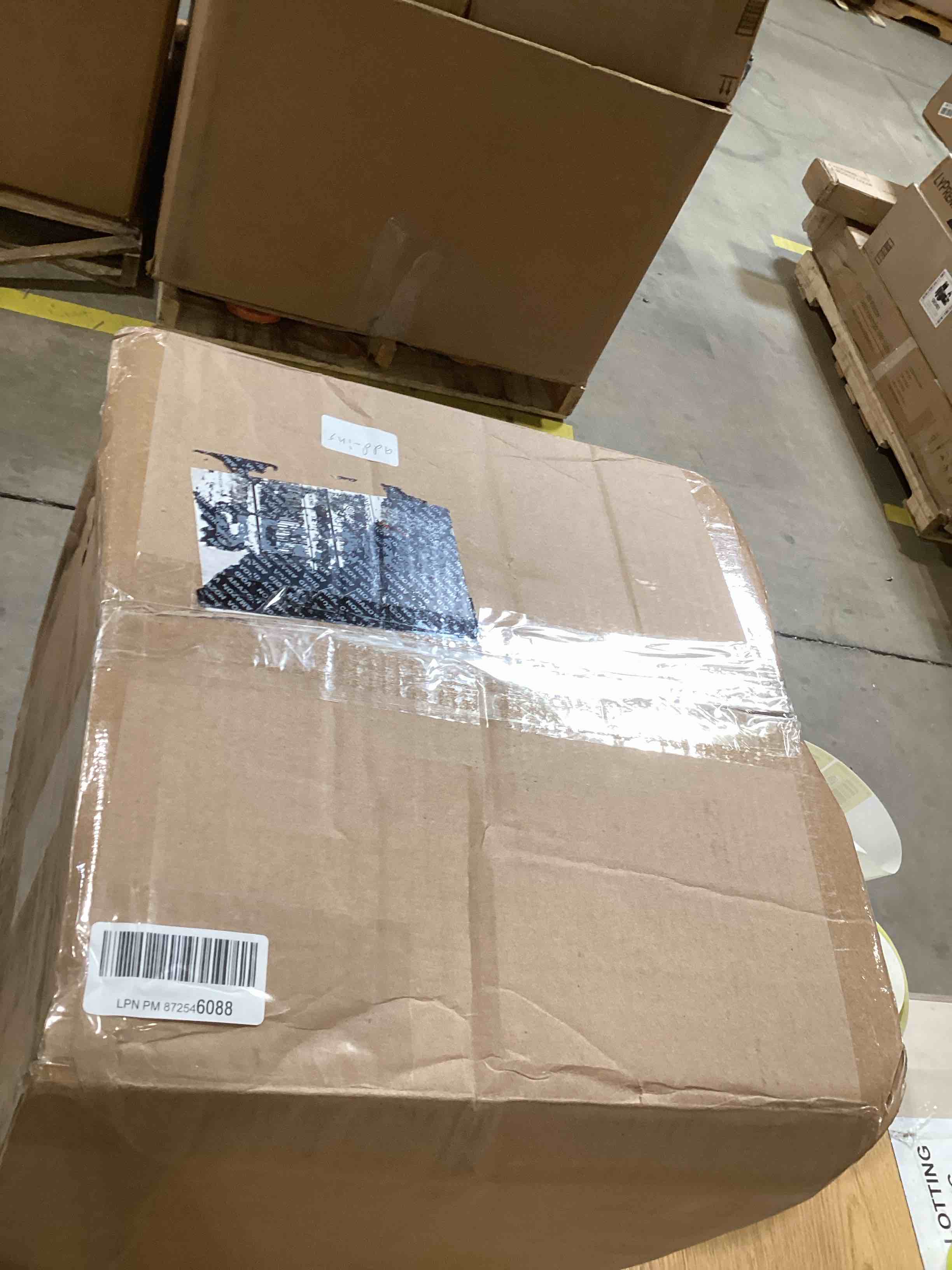 https://s3.amazonaws.com/lotting-images-prod/bidfta/YEL6836700_1728326039613.jpeg