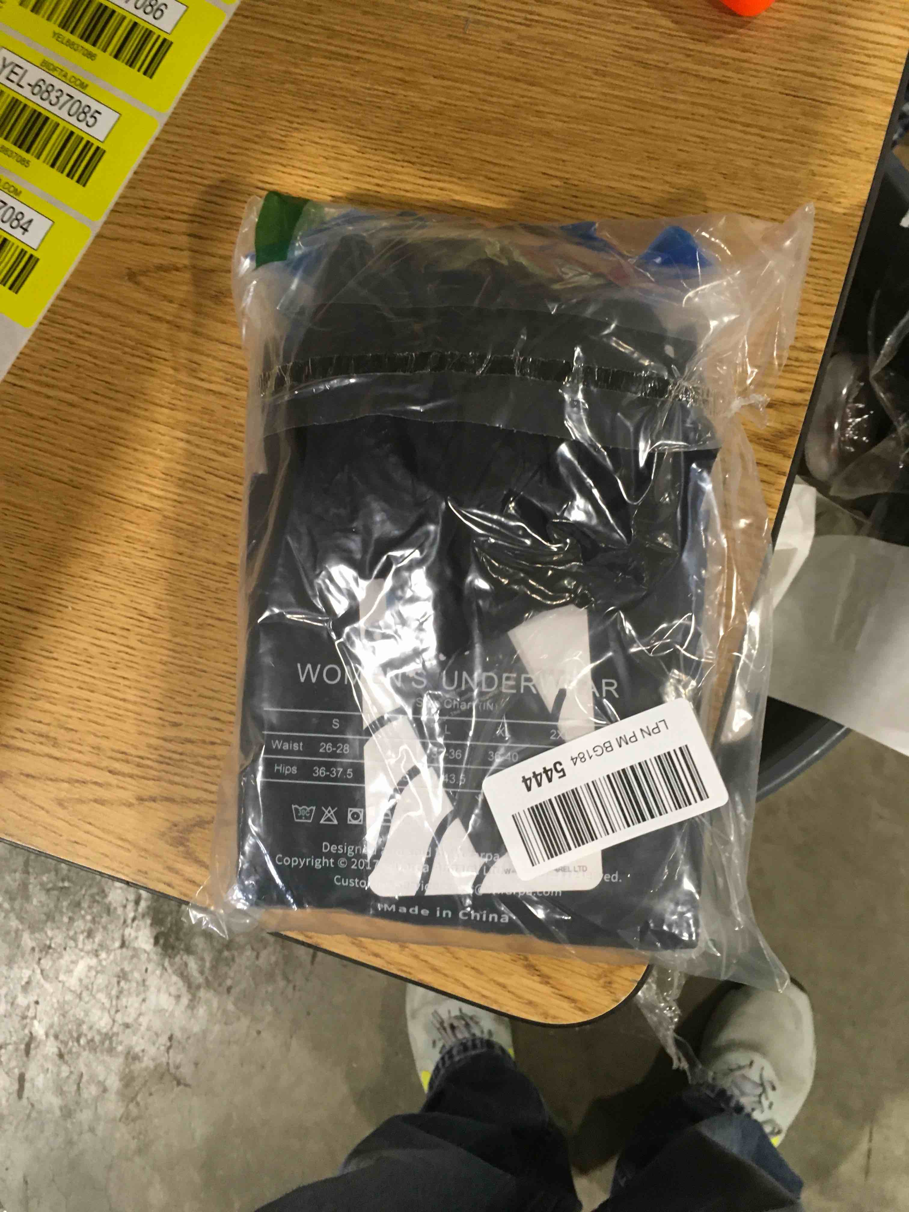 https://s3.amazonaws.com/lotting-images-prod/bidfta/YEL6837084_1728489486750.jpeg