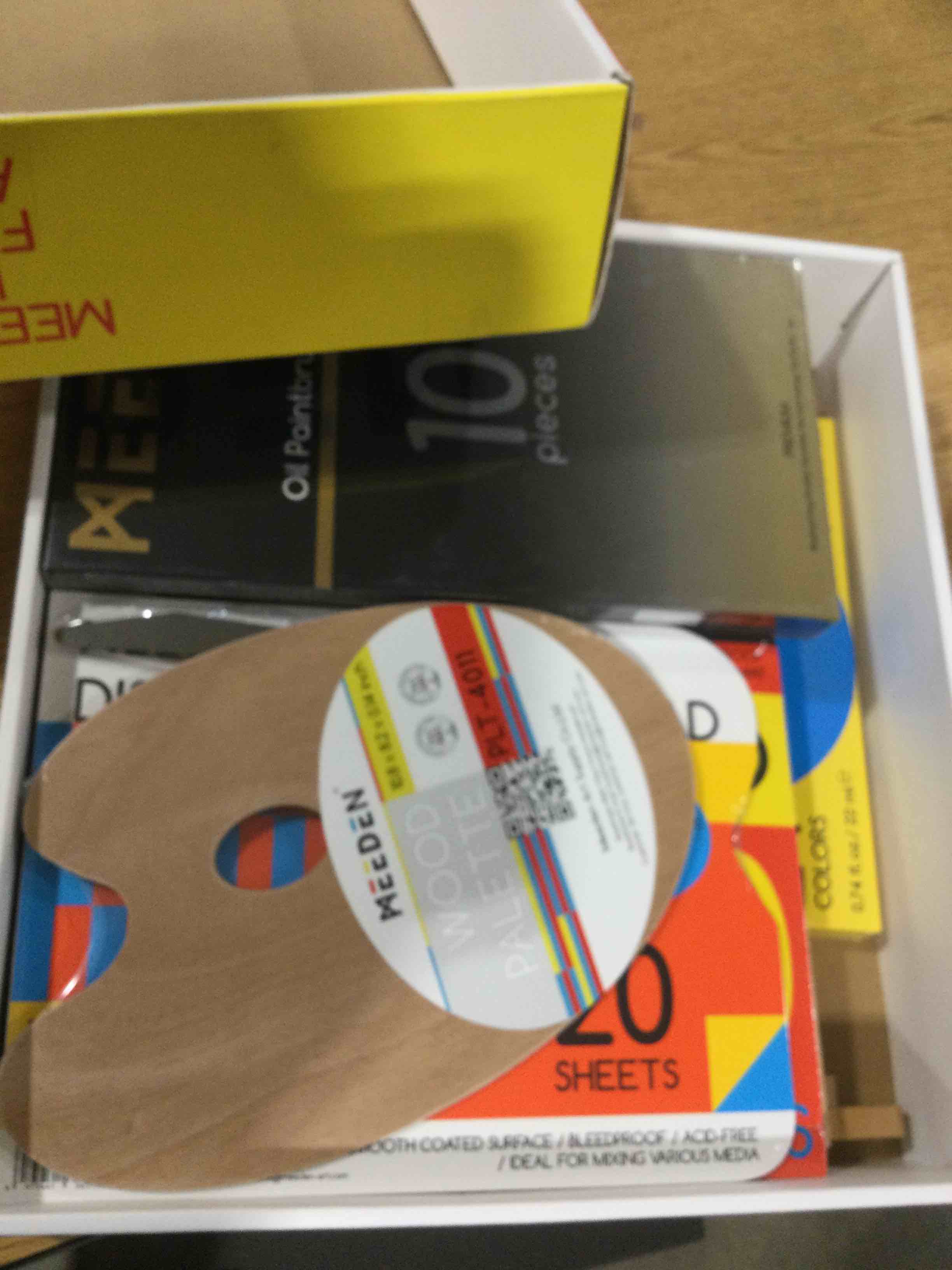 https://s3.amazonaws.com/lotting-images-prod/bidfta/YEL6837213_1728562636056.jpeg