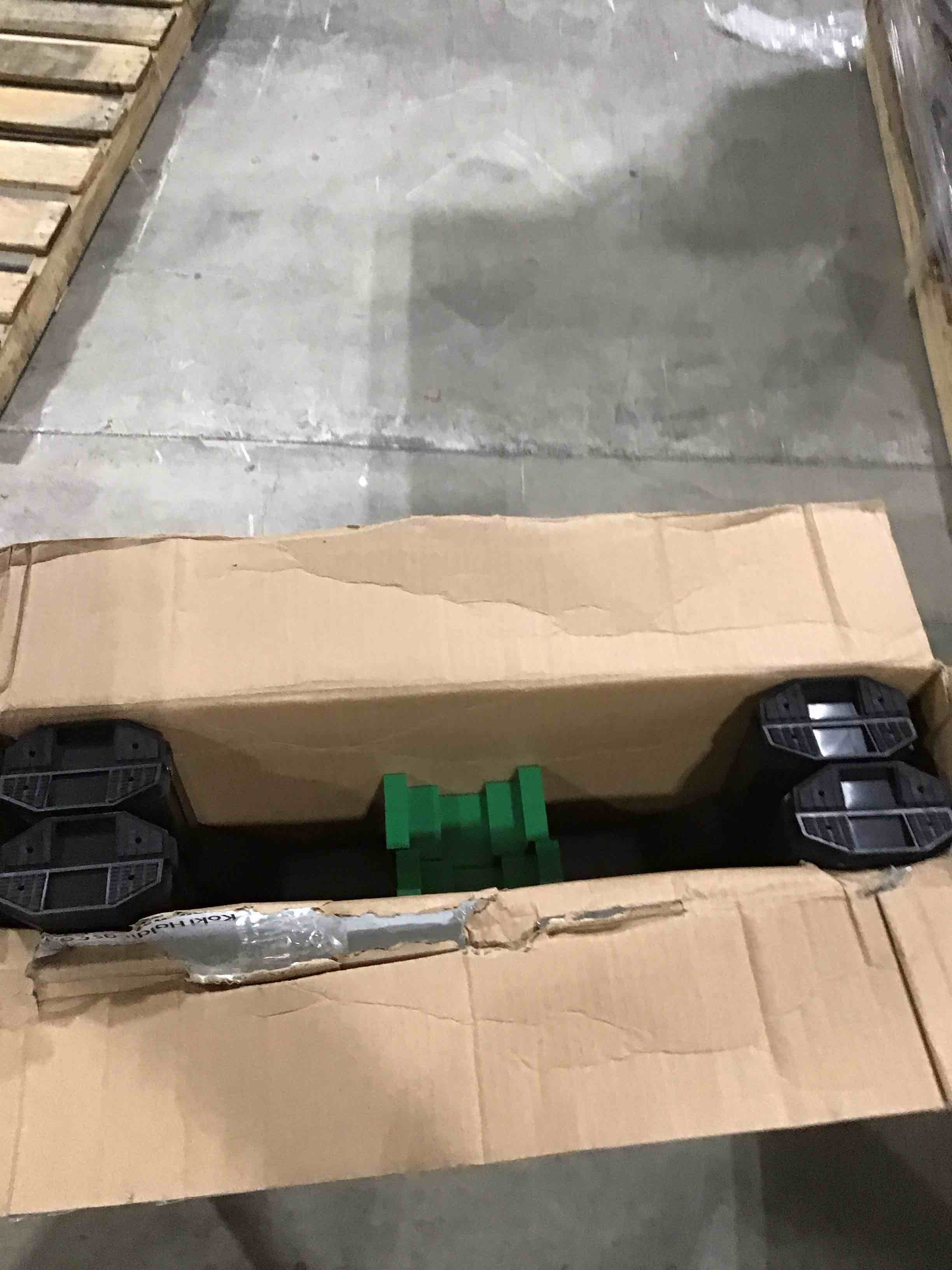 https://s3.amazonaws.com/lotting-images-prod/bidfta/YEL6837424_1728908063573.jpeg