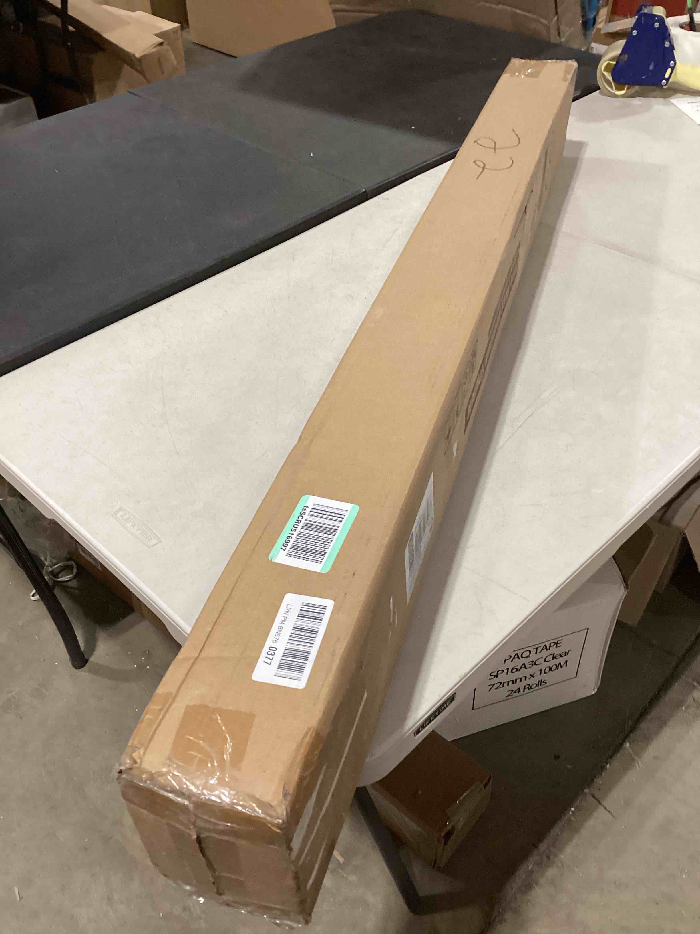 https://s3.amazonaws.com/lotting-images-prod/bidfta/YEL6838686_1728300571805.jpeg