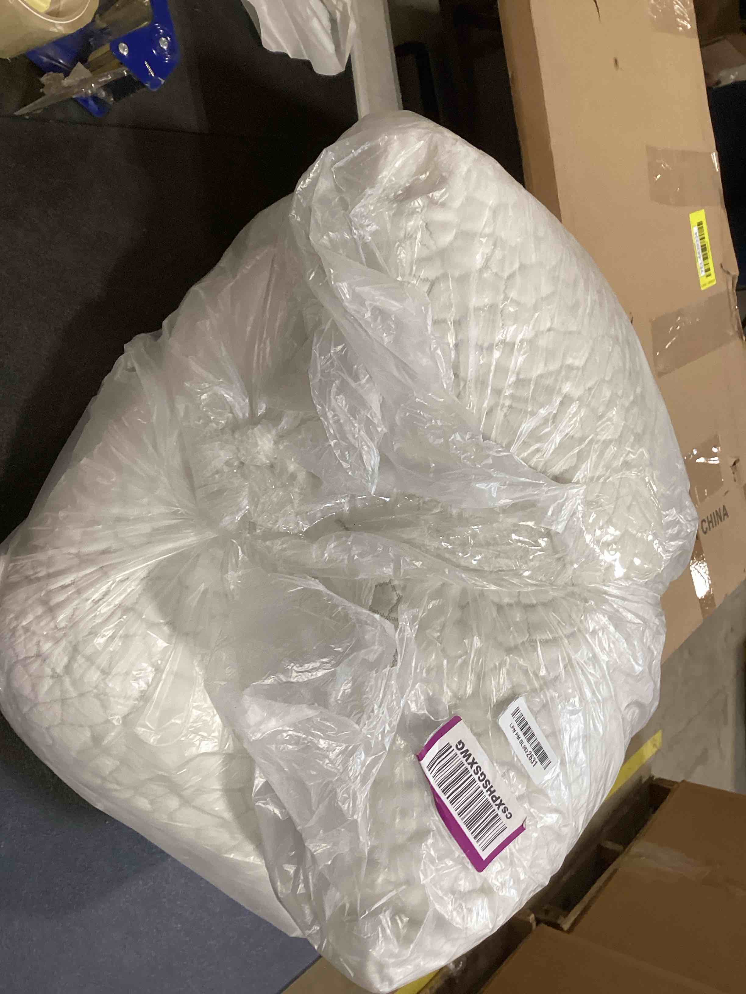 https://s3.amazonaws.com/lotting-images-prod/bidfta/YEL6839342_1727984749748.jpeg