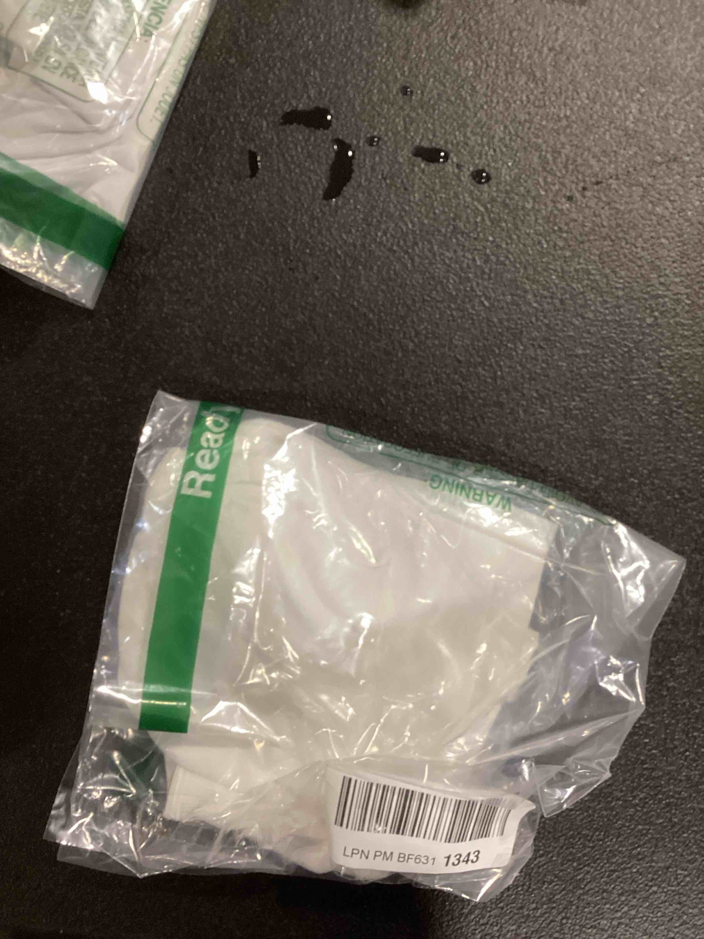 https://s3.amazonaws.com/lotting-images-prod/bidfta/YEL6843053_1727810130131.jpeg