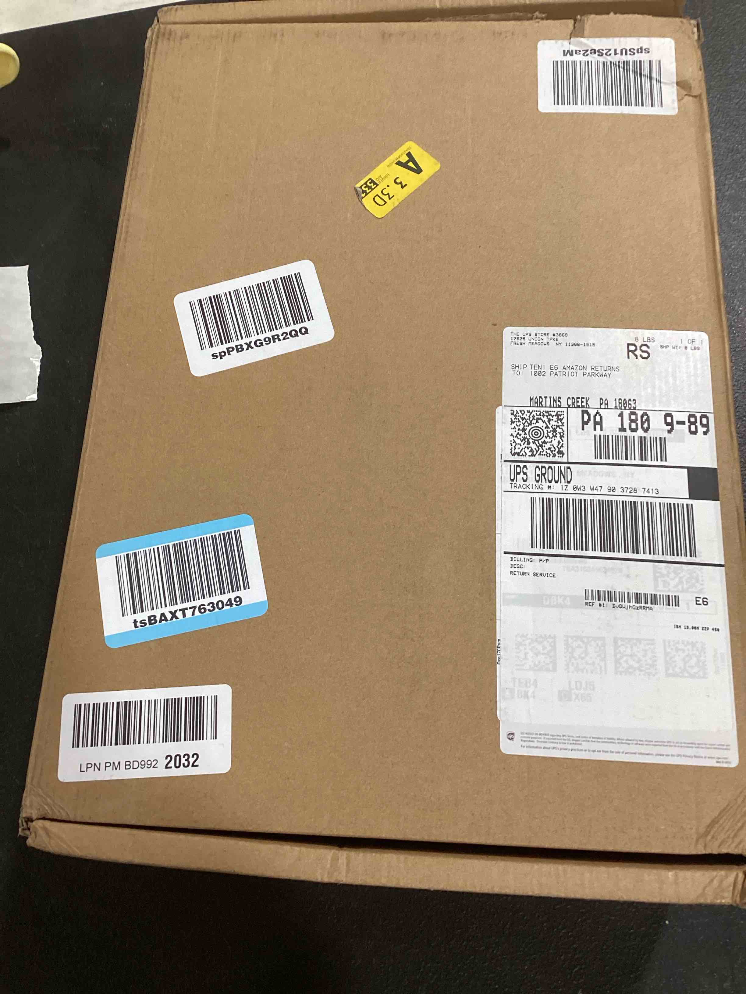 https://s3.amazonaws.com/lotting-images-prod/bidfta/YEL6844306_1728906604668.jpeg