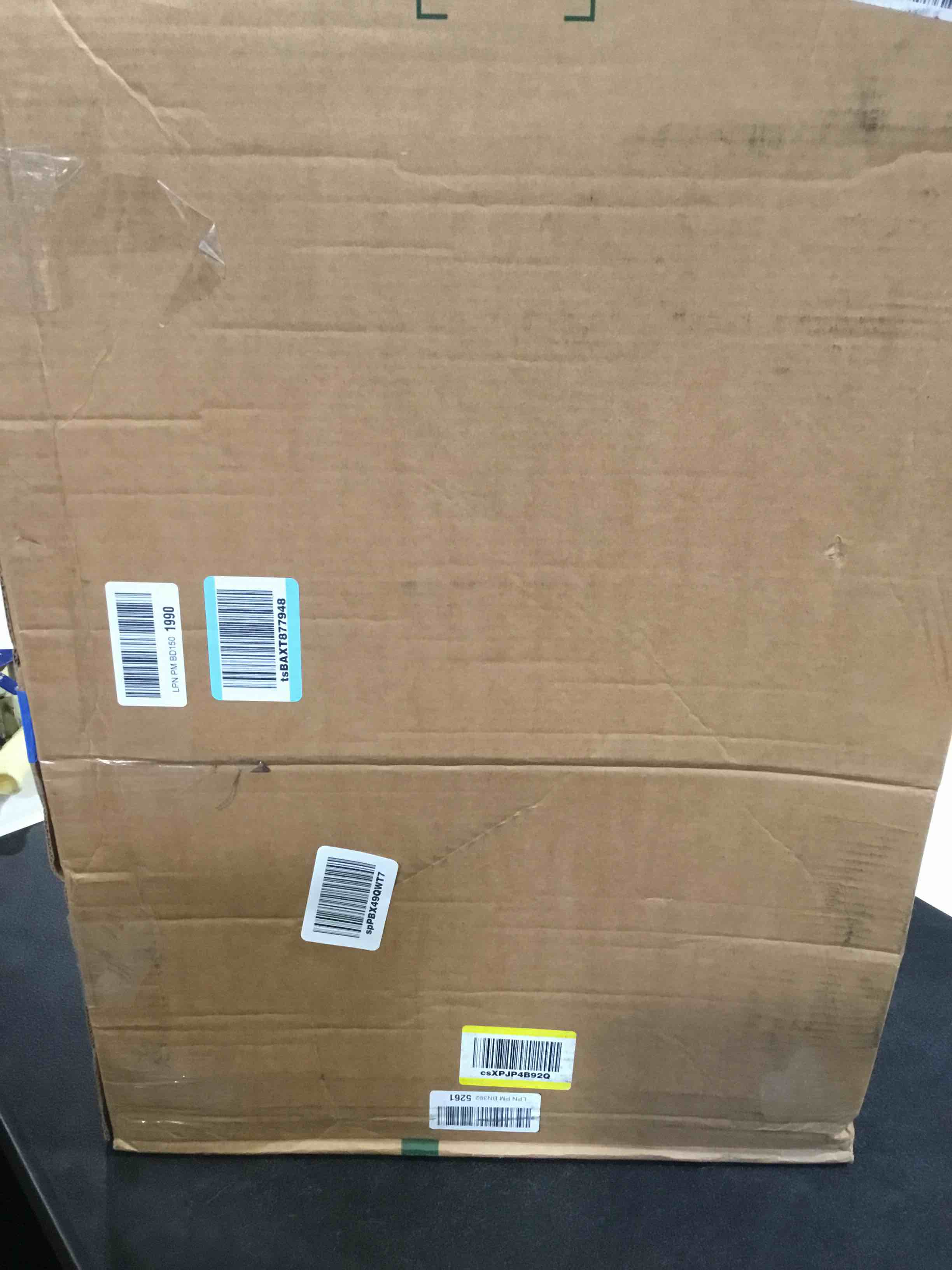 https://s3.amazonaws.com/lotting-images-prod/bidfta/YEL6844918_1729186148016.jpeg