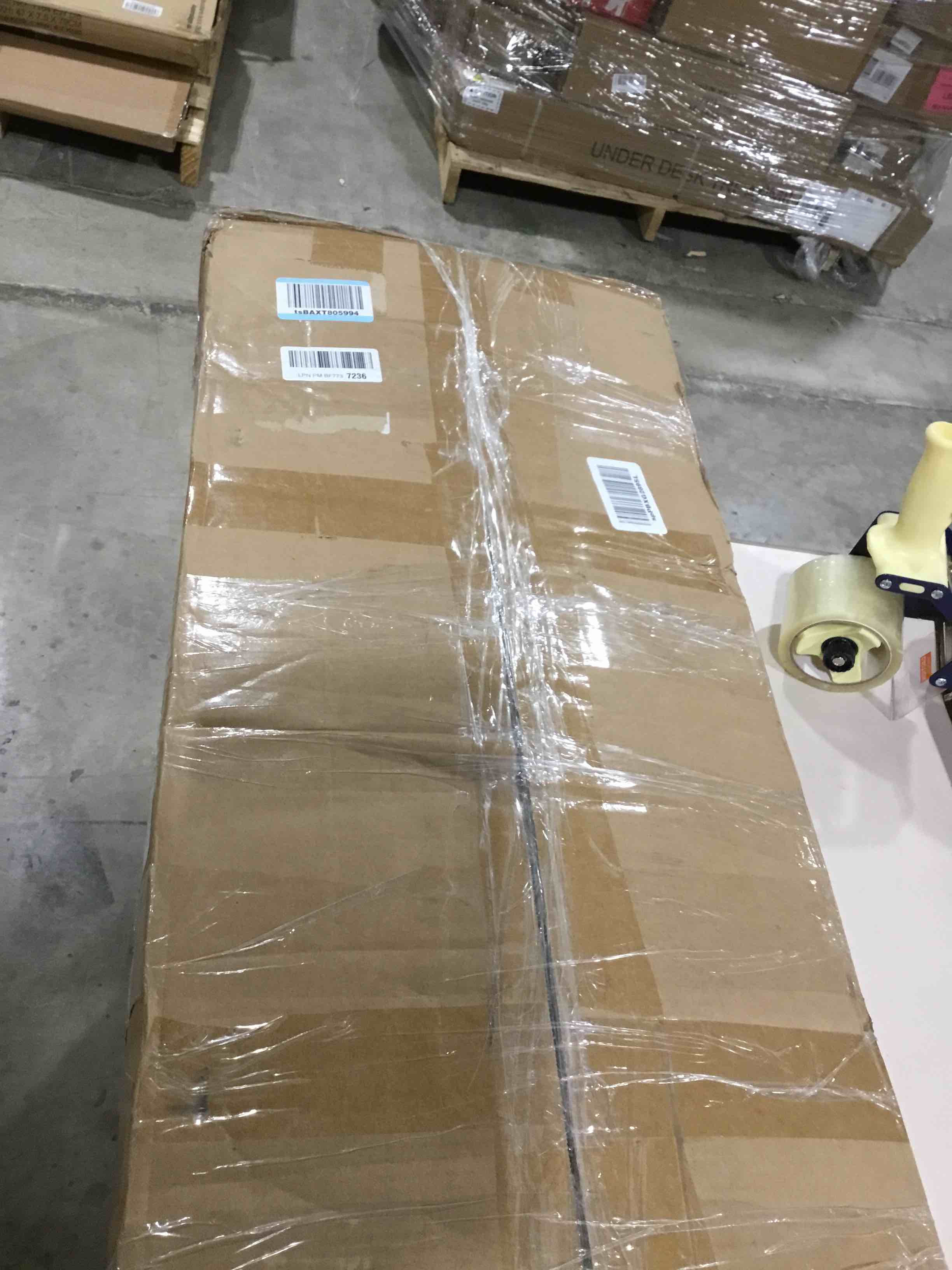 https://s3.amazonaws.com/lotting-images-prod/bidfta/YEL6845191_1727868237504.jpeg
