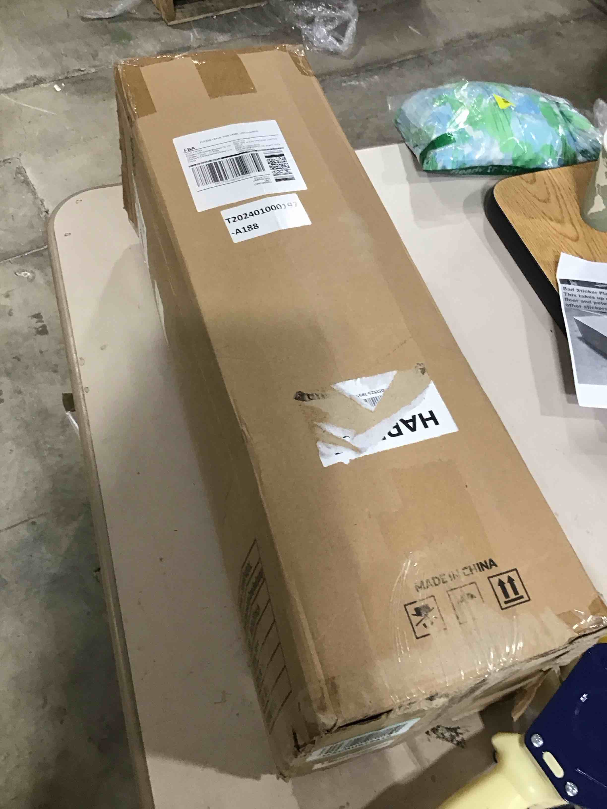 https://s3.amazonaws.com/lotting-images-prod/bidfta/YEL6845861_1728500631341.jpeg