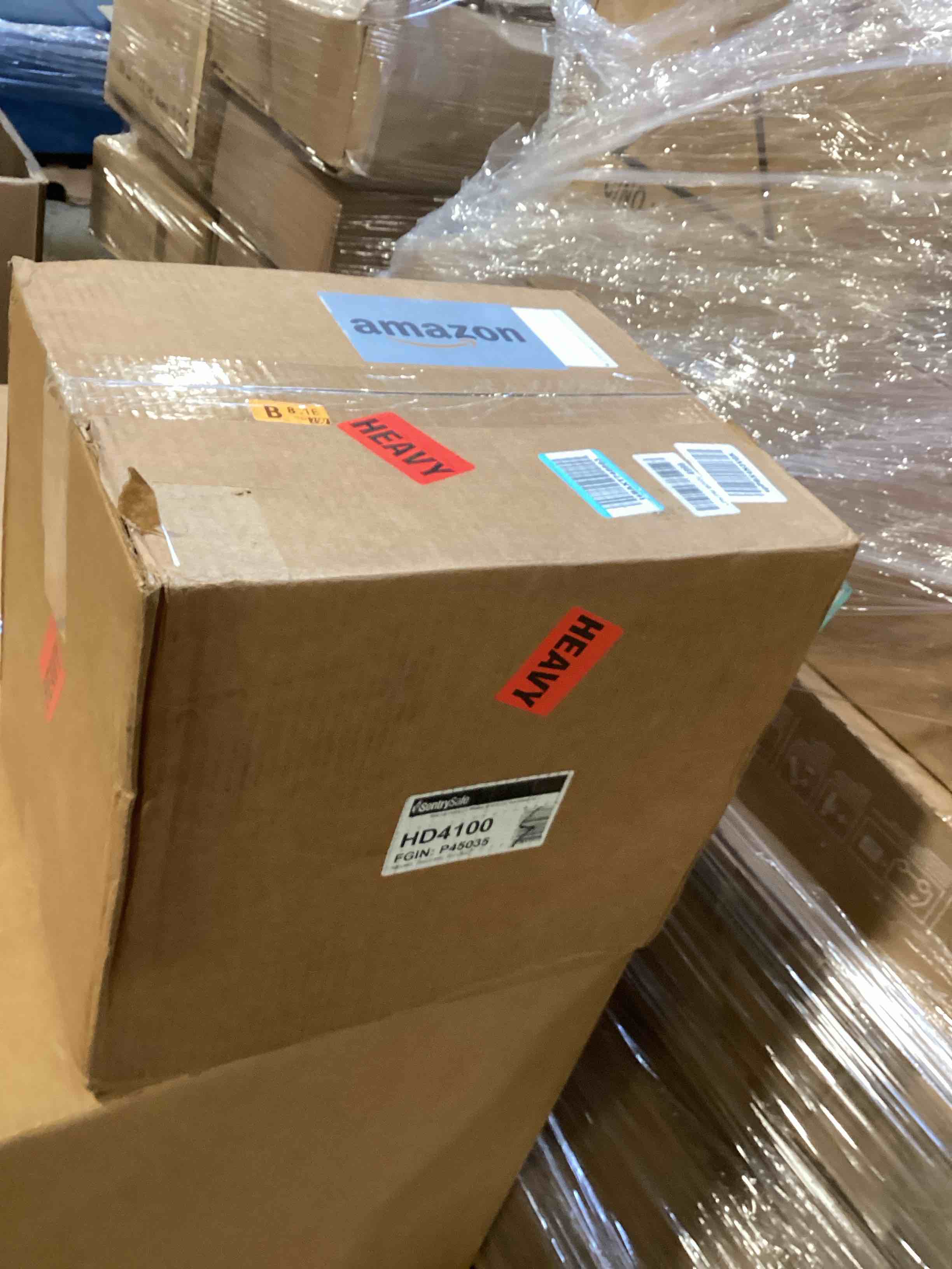 https://s3.amazonaws.com/lotting-images-prod/bidfta/YEL6846014_1728665934978.jpeg