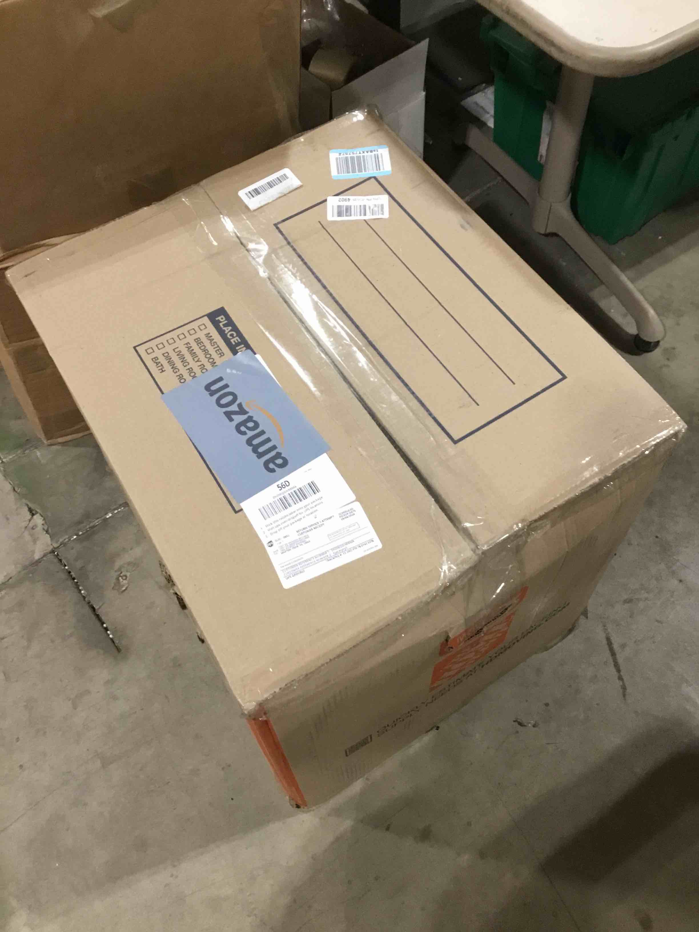 https://s3.amazonaws.com/lotting-images-prod/bidfta/YEL6846192_1728991101952.jpeg