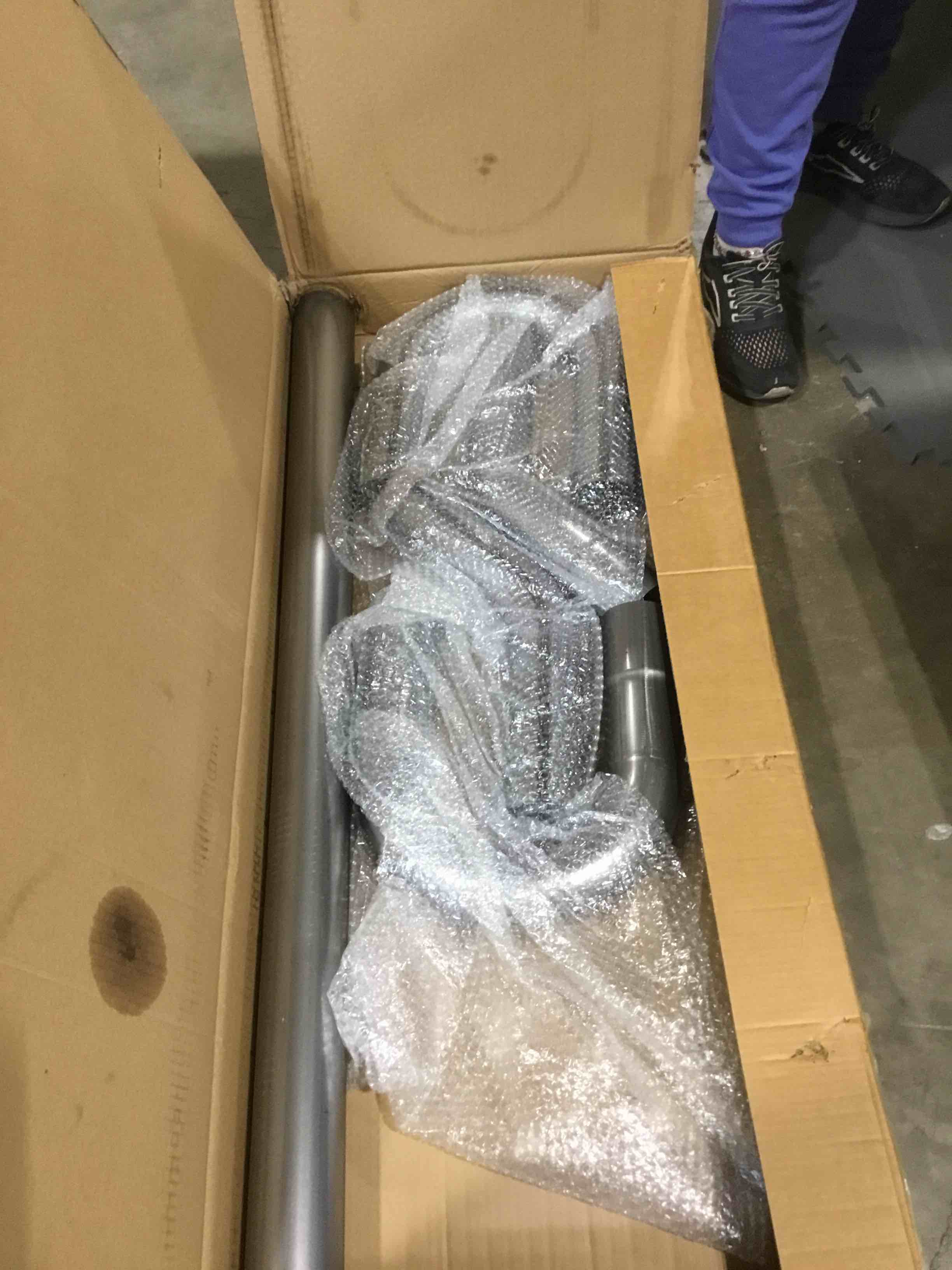 https://s3.amazonaws.com/lotting-images-prod/bidfta/YEL6846367_1729525496507.jpeg
