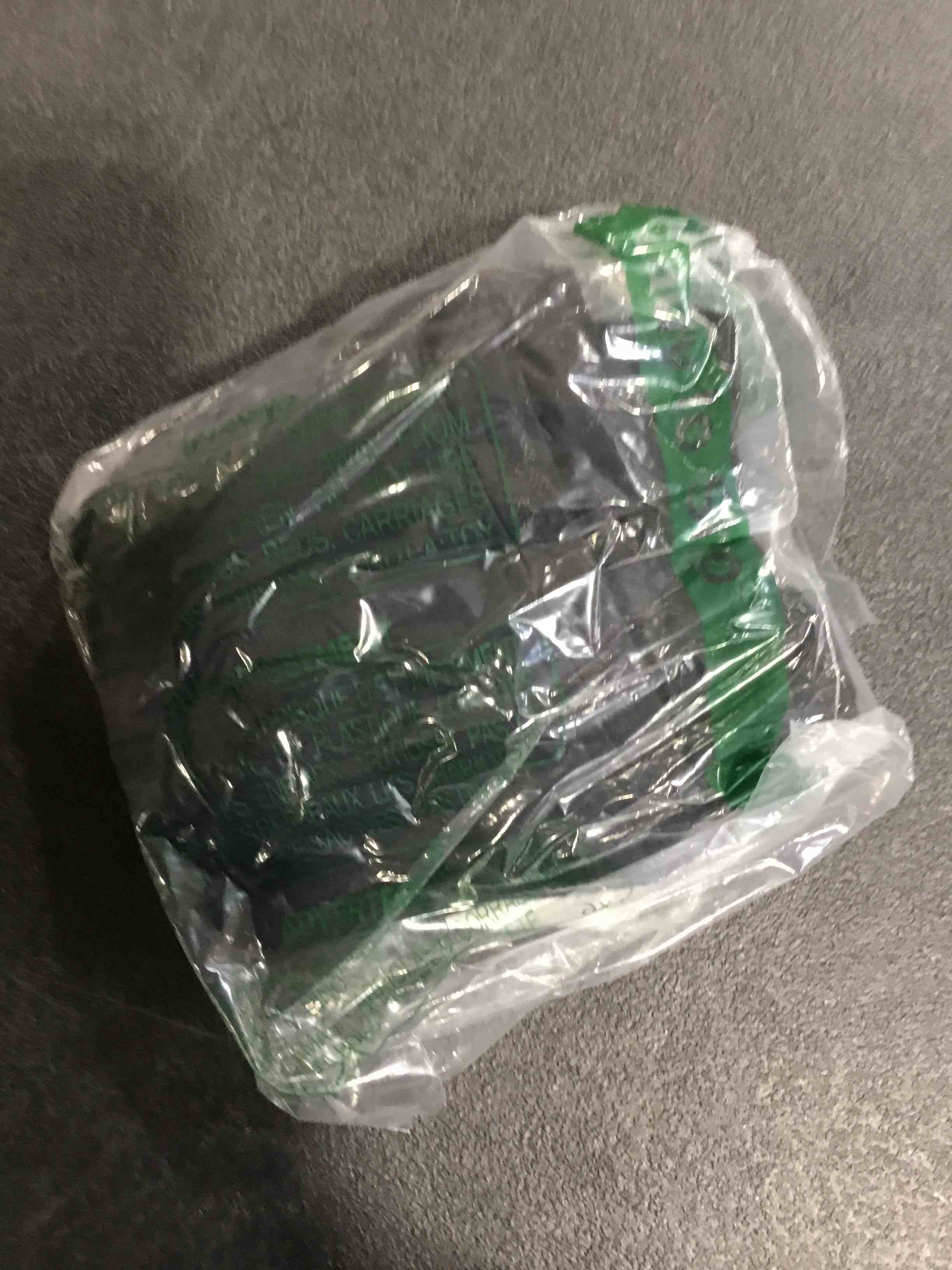 https://s3.amazonaws.com/lotting-images-prod/bidfta/YEL6846716_1728504284253.jpeg
