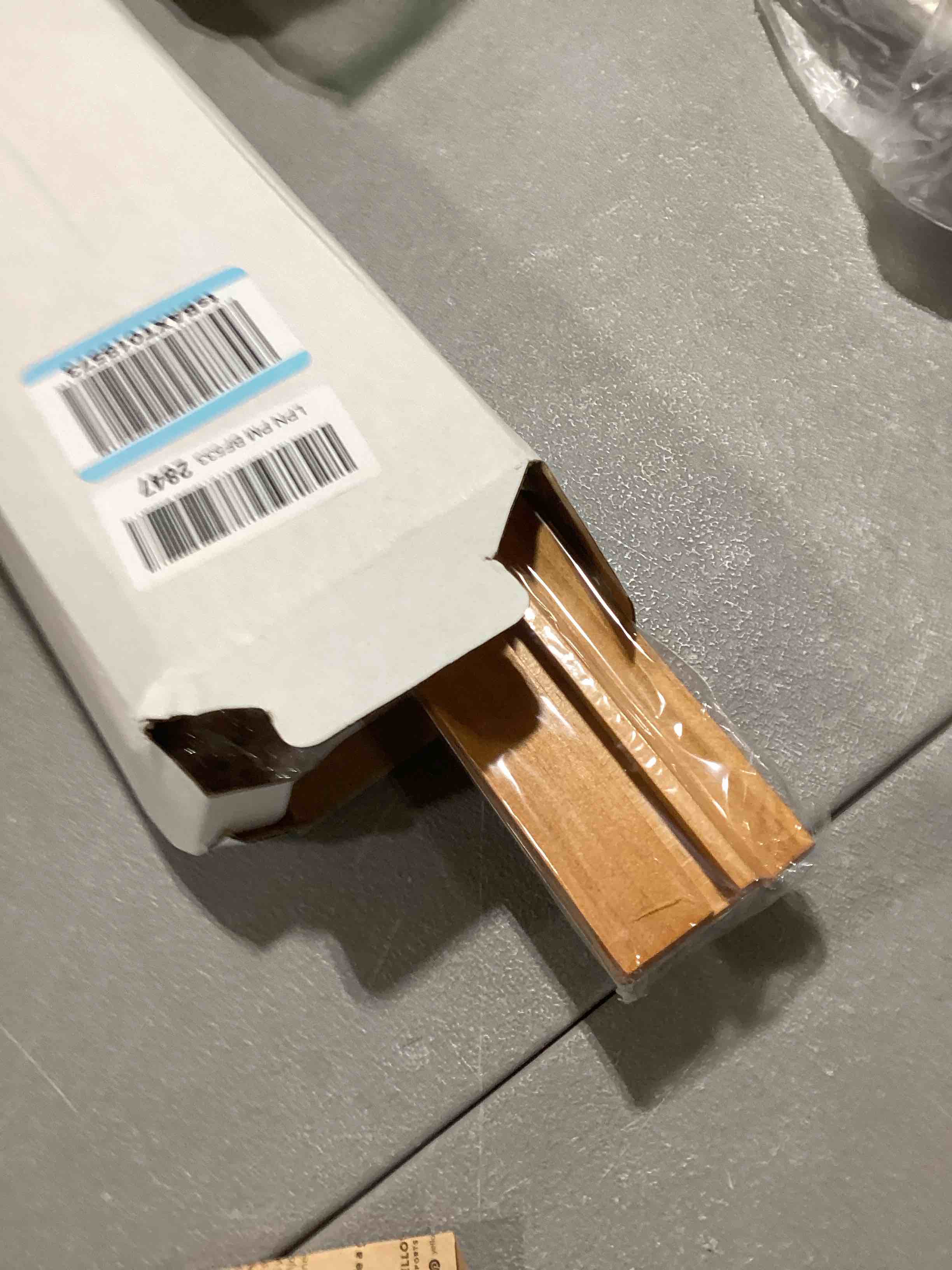 https://s3.amazonaws.com/lotting-images-prod/bidfta/YEL6846726_1728645979249.jpeg