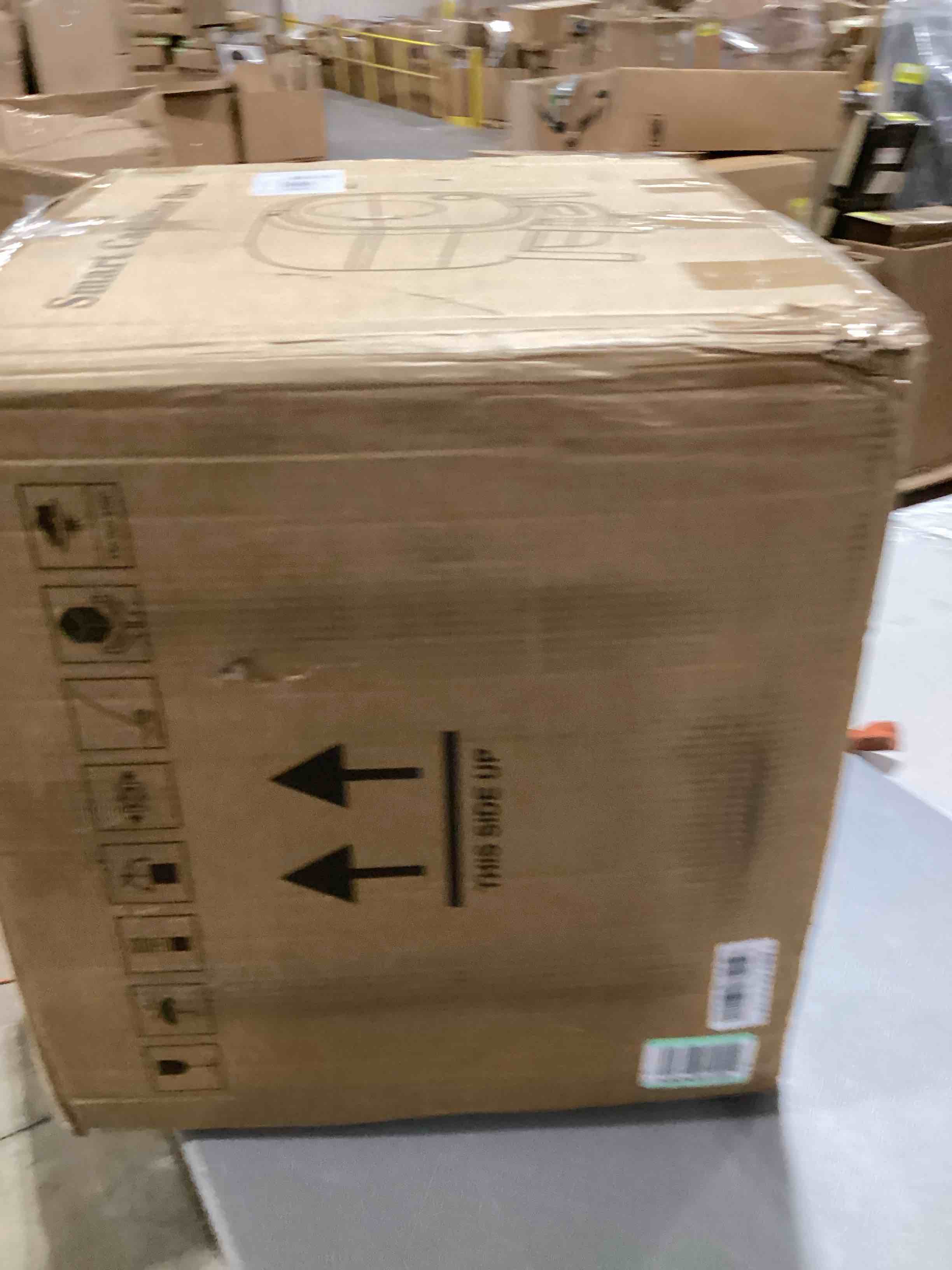 https://s3.amazonaws.com/lotting-images-prod/bidfta/YEL6847102_1728990650876.jpeg