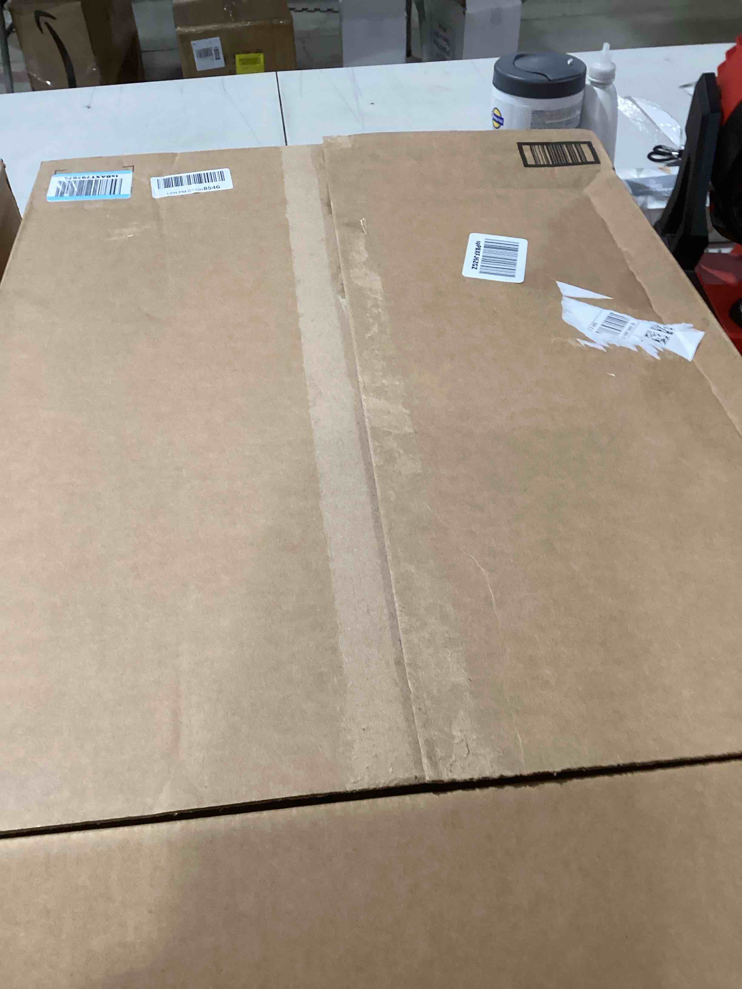 https://s3.amazonaws.com/lotting-images-prod/bidfta/YEL6847518_1729168023436.jpeg