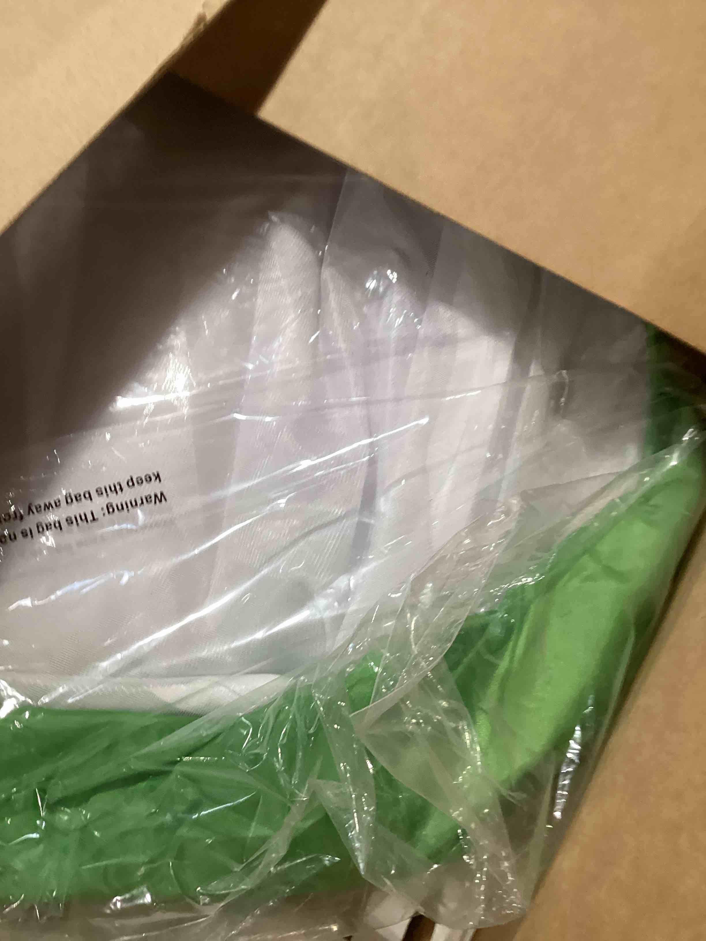 https://s3.amazonaws.com/lotting-images-prod/bidfta/YEL6847518_1729168033959.jpeg