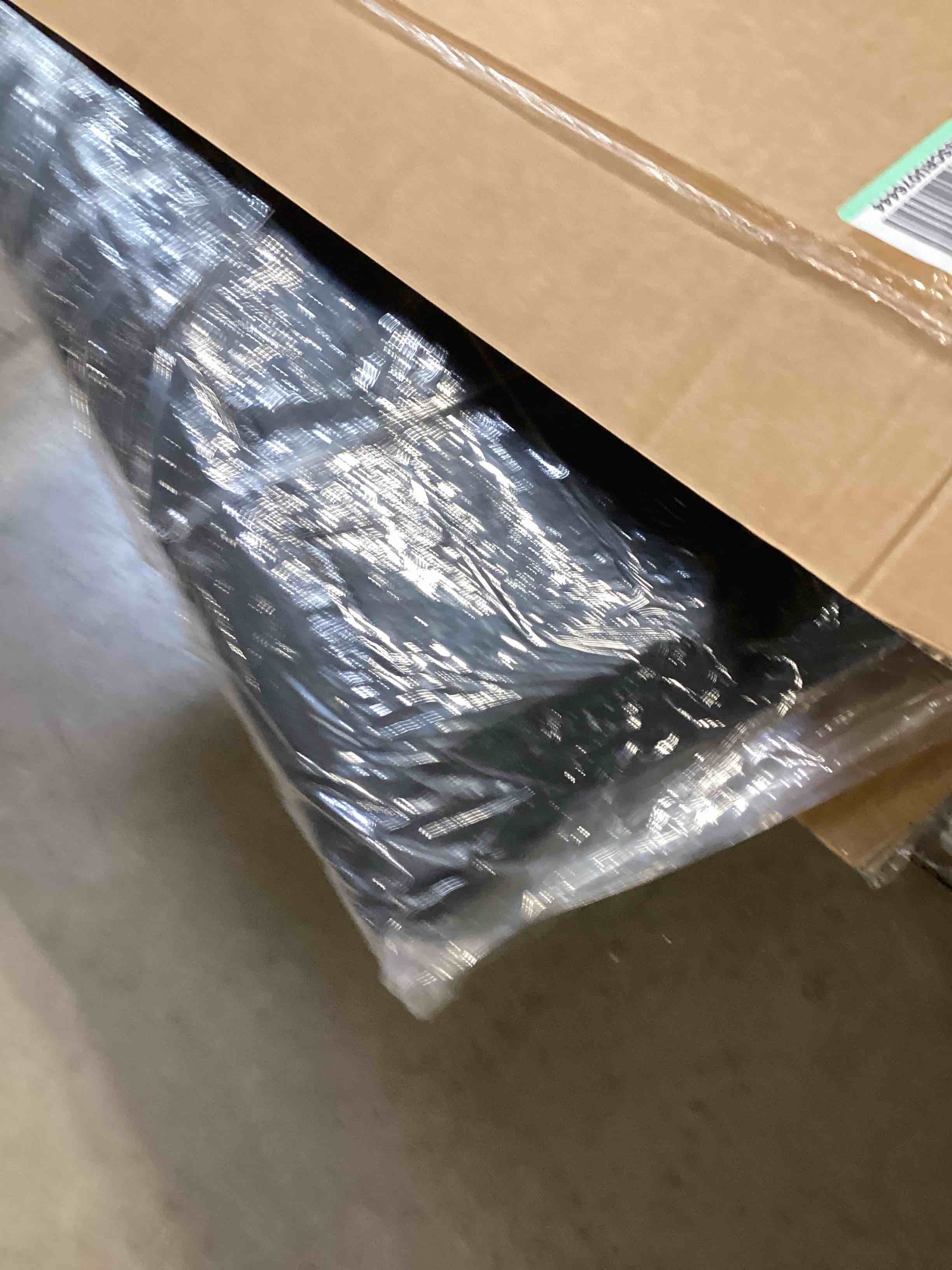 https://s3.amazonaws.com/lotting-images-prod/bidfta/YEL6847761_1729280853040.jpeg