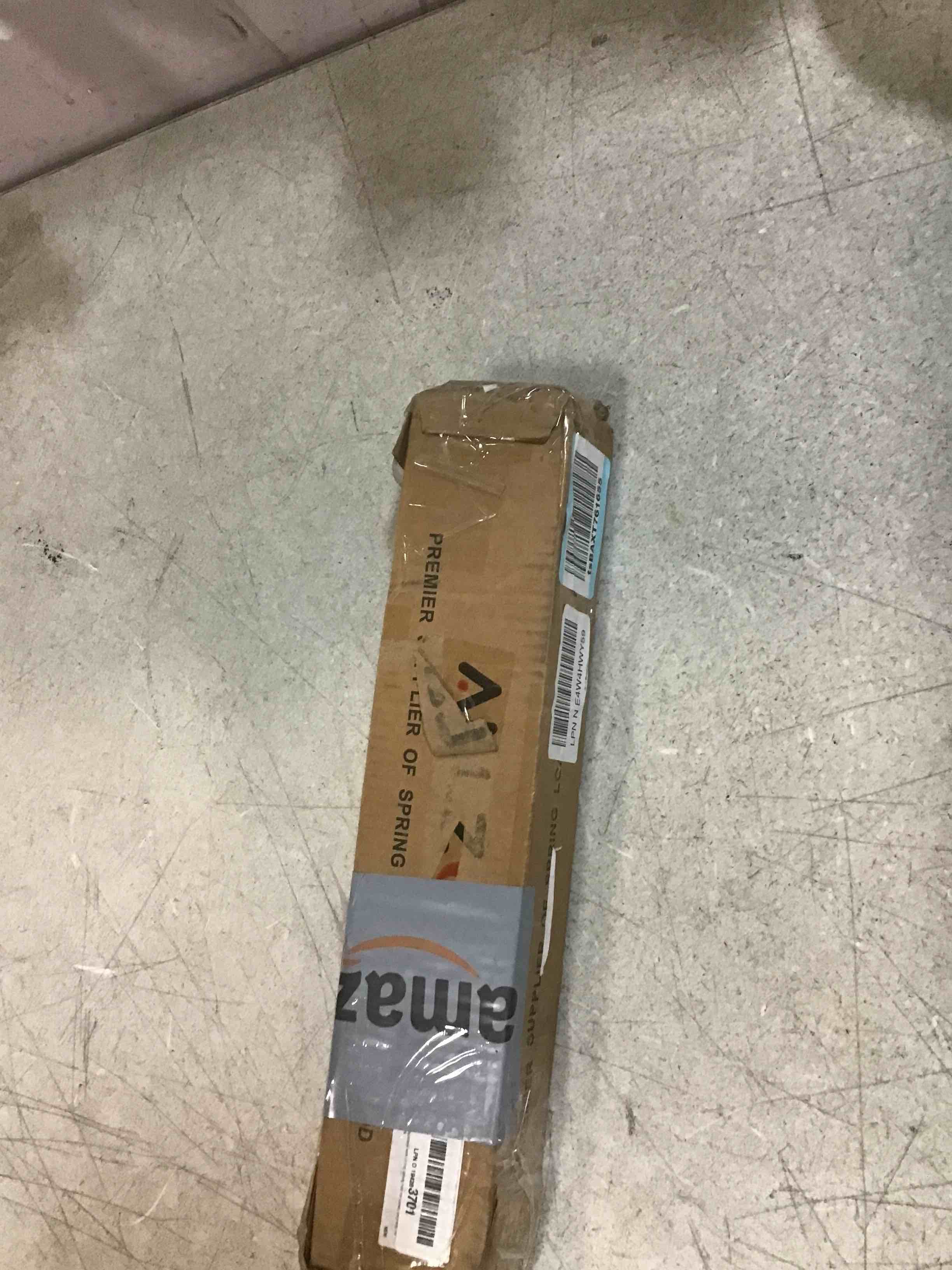 https://s3.amazonaws.com/lotting-images-prod/bidfta/YEL6848573_1721651489780.jpeg