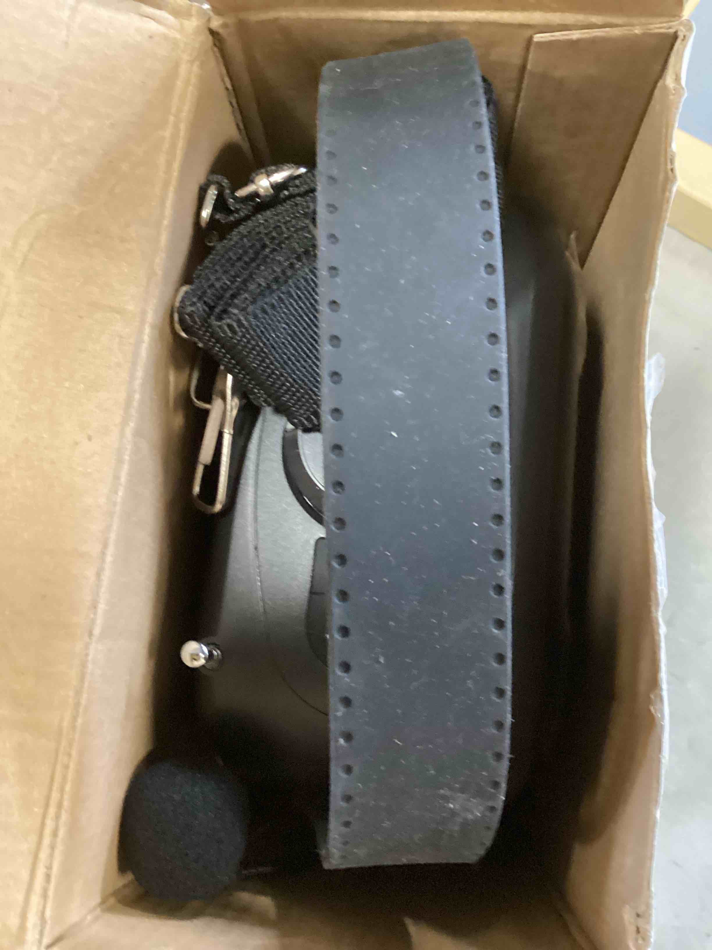 https://s3.amazonaws.com/lotting-images-prod/bidfta/YEL6849797_1721331327165.jpeg
