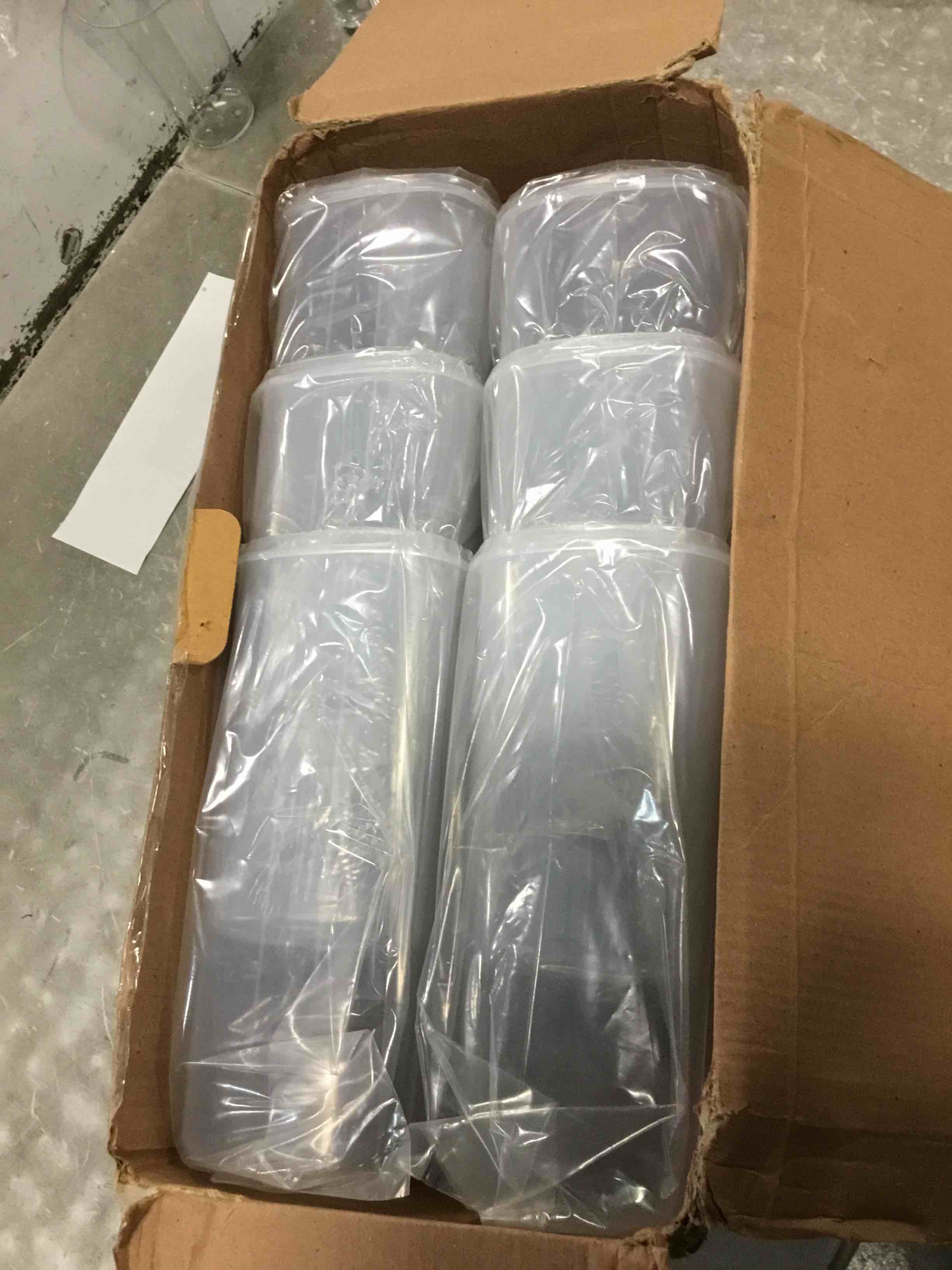 https://s3.amazonaws.com/lotting-images-prod/bidfta/YEL6851200_1721276114355.jpeg