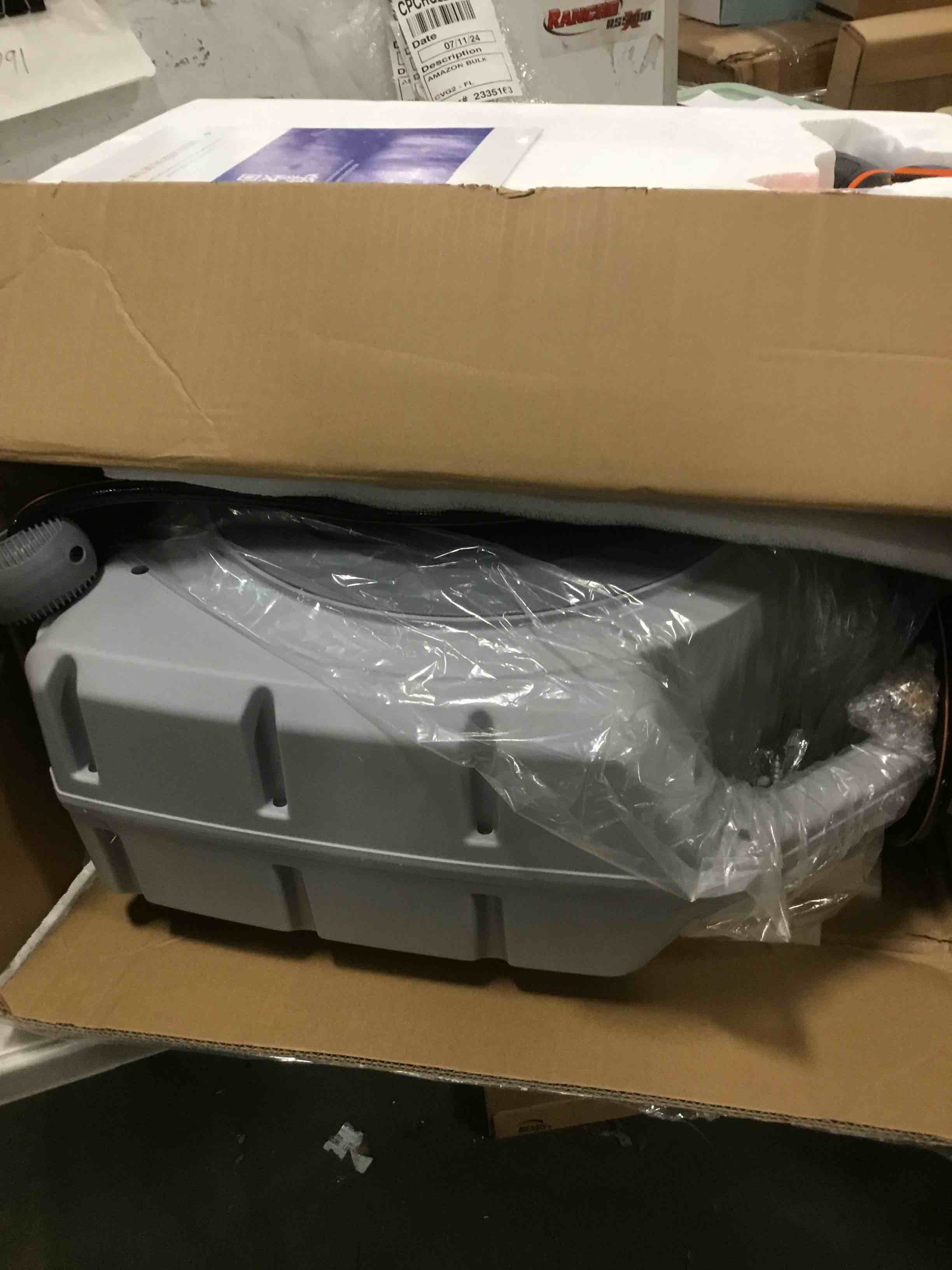https://s3.amazonaws.com/lotting-images-prod/bidfta/YEL6851206_1721277511346.jpeg