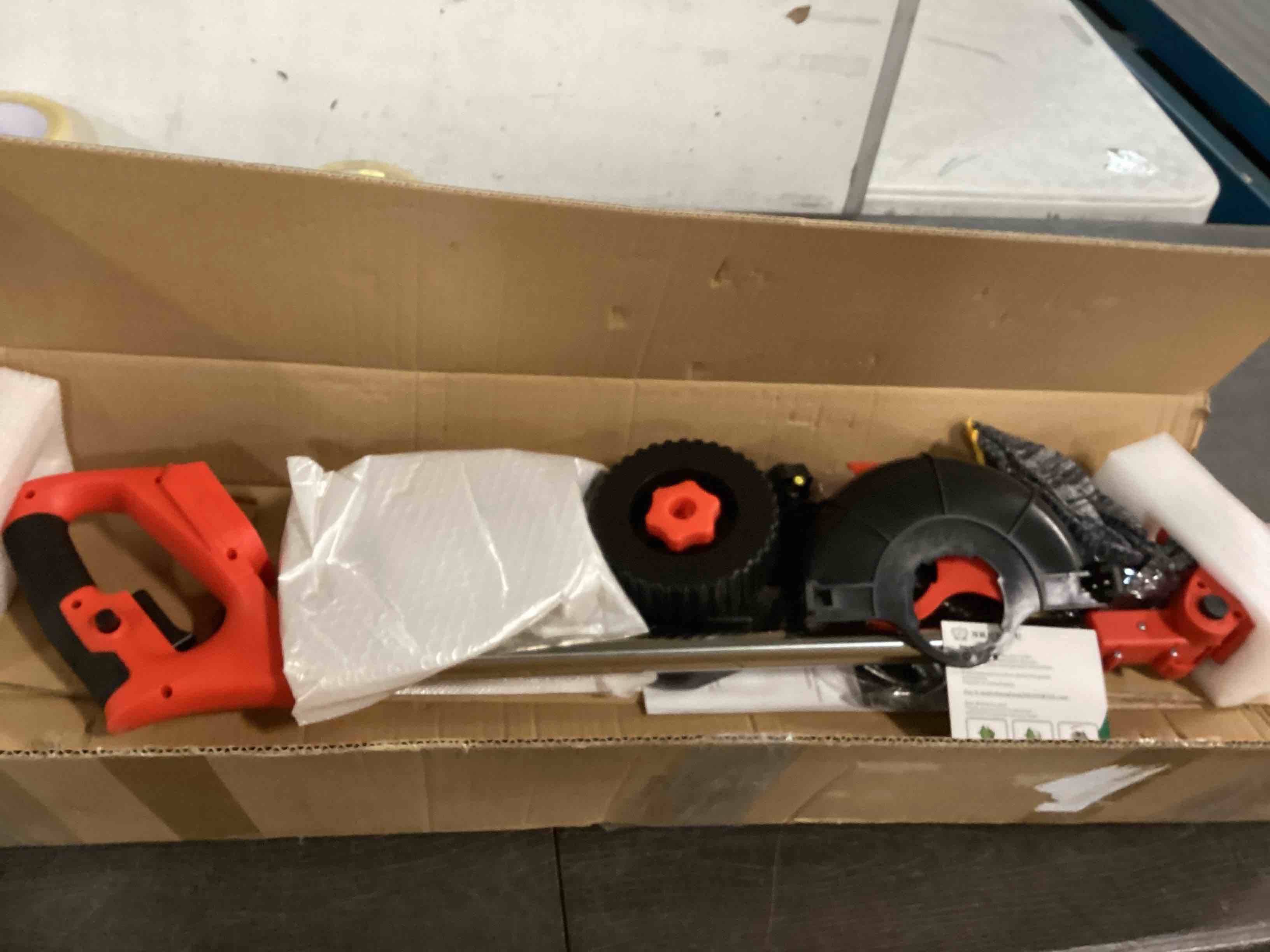 https://s3.amazonaws.com/lotting-images-prod/bidfta/YEL6852717_1721442007315.jpeg