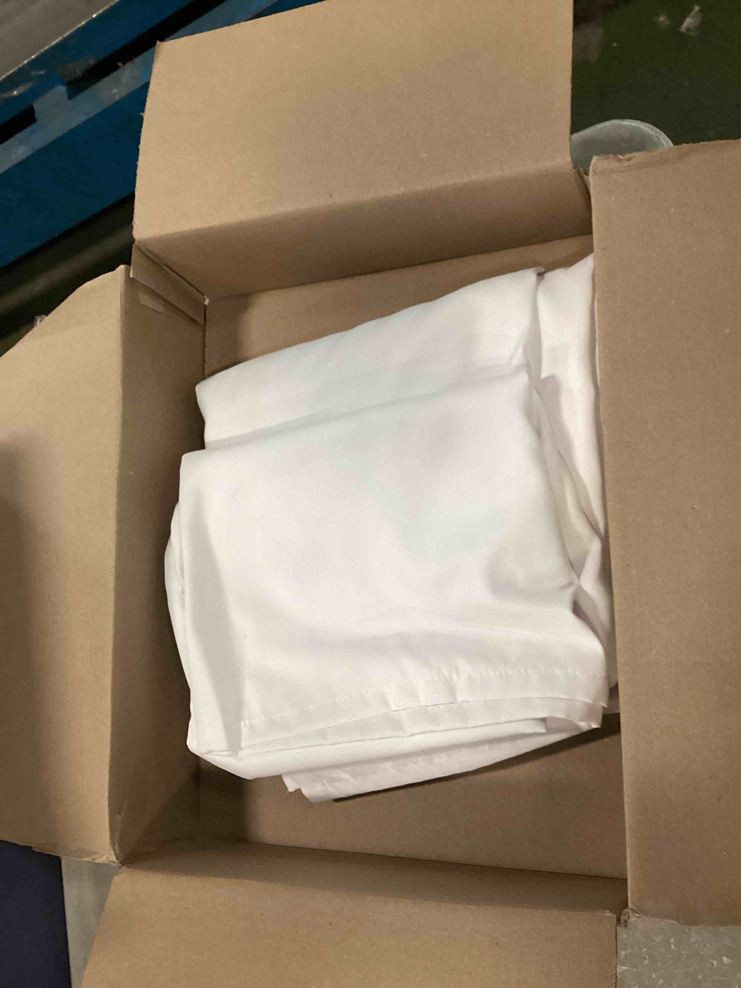 https://s3.amazonaws.com/lotting-images-prod/bidfta/YEL6853036_1721686299748.jpeg