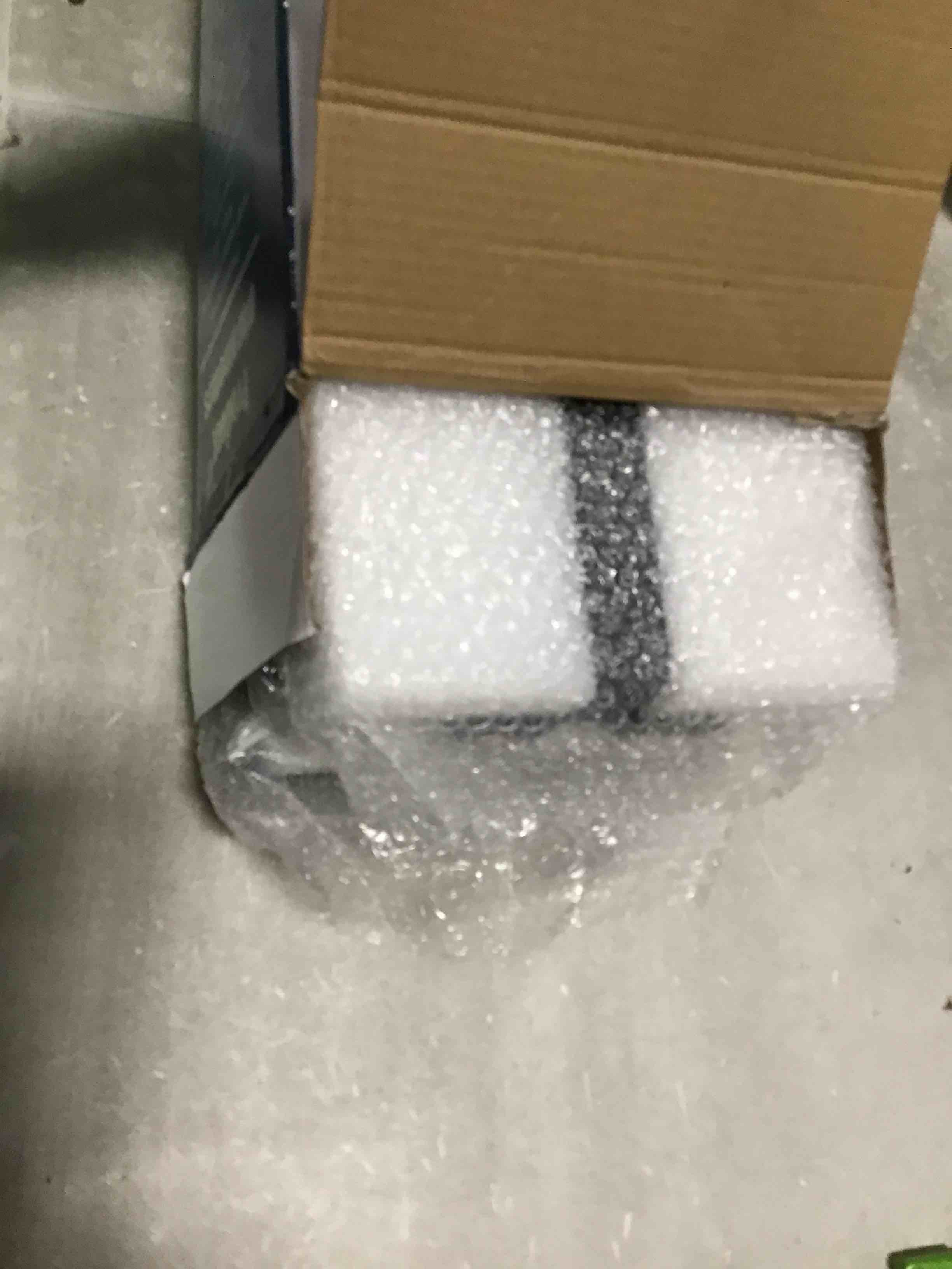https://s3.amazonaws.com/lotting-images-prod/bidfta/YEL6854731_1721954857747.jpeg