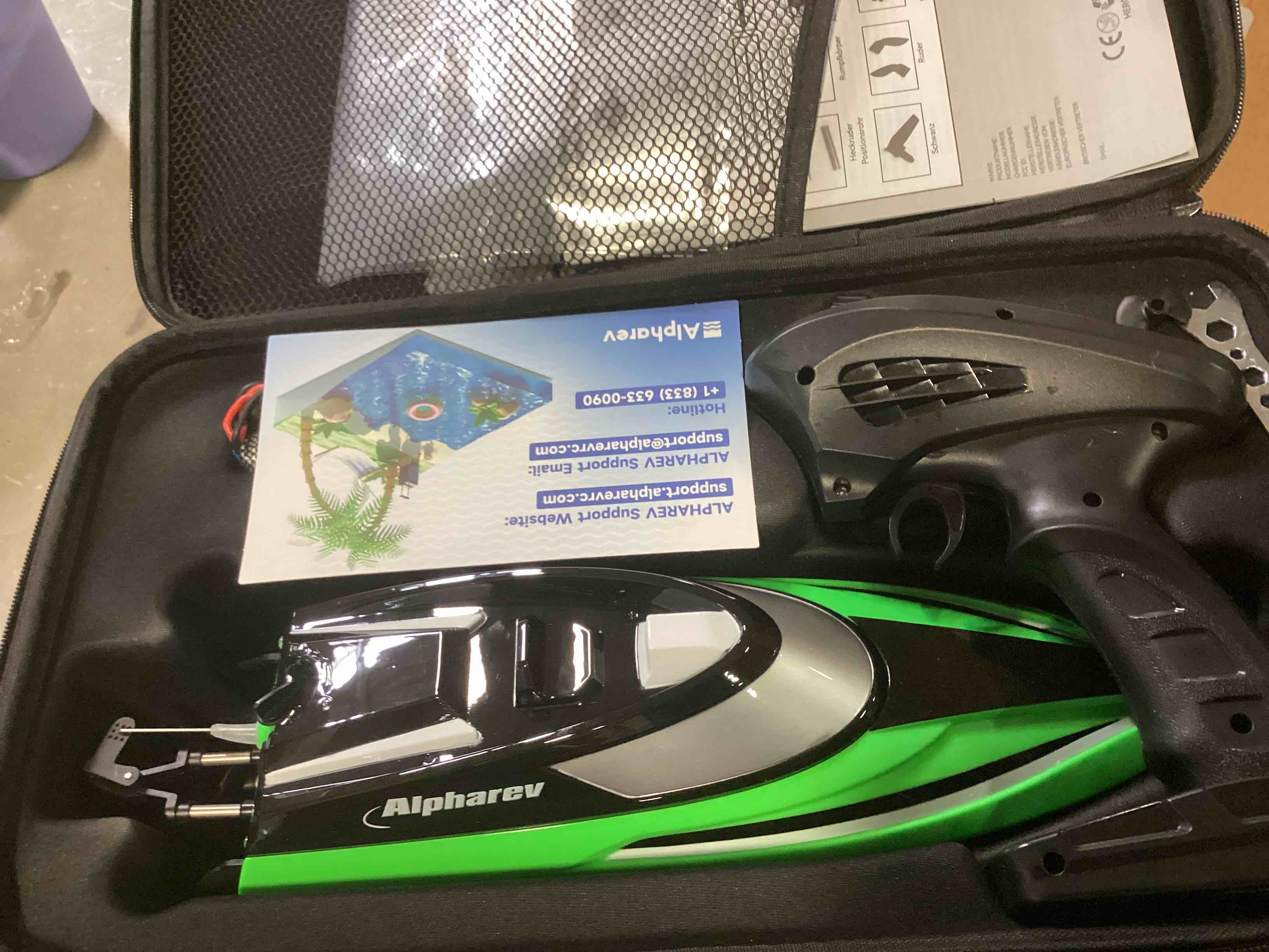 https://s3.amazonaws.com/lotting-images-prod/bidfta/YEL6857929_1722098444066.jpeg