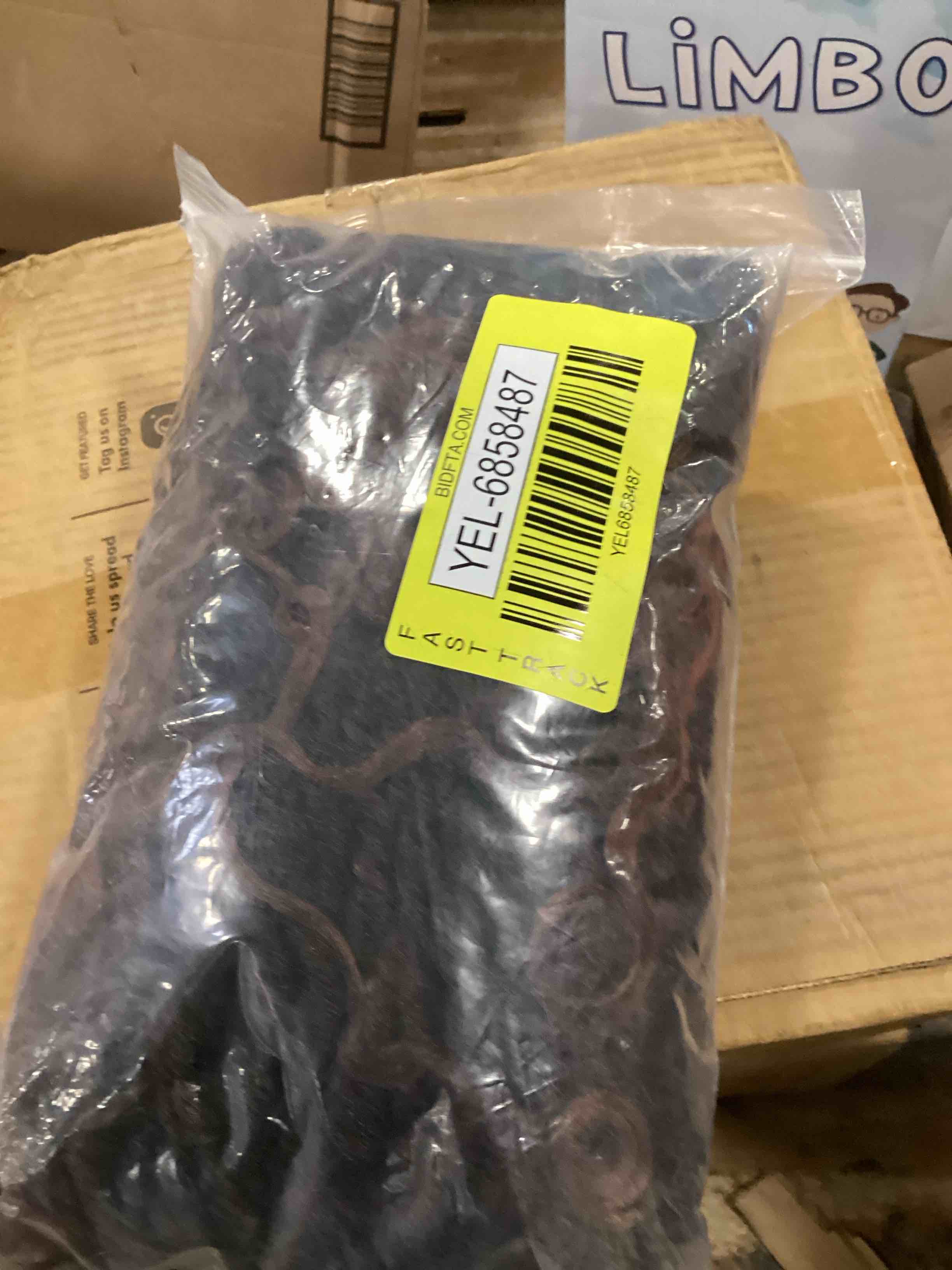 https://s3.amazonaws.com/lotting-images-prod/bidfta/YEL6858487_1721307699494.jpeg