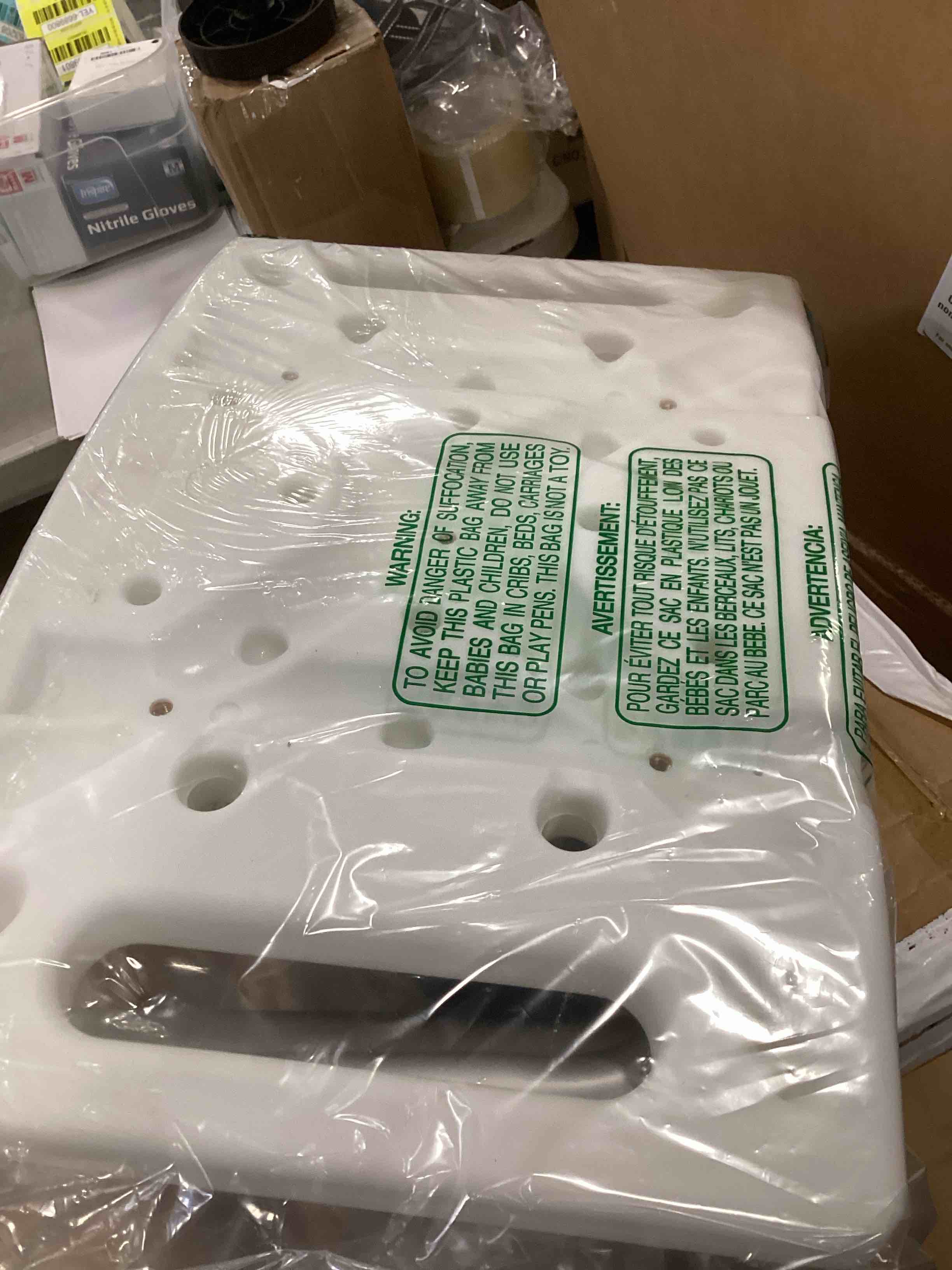 https://s3.amazonaws.com/lotting-images-prod/bidfta/YEL6858643_1721320502434.jpeg