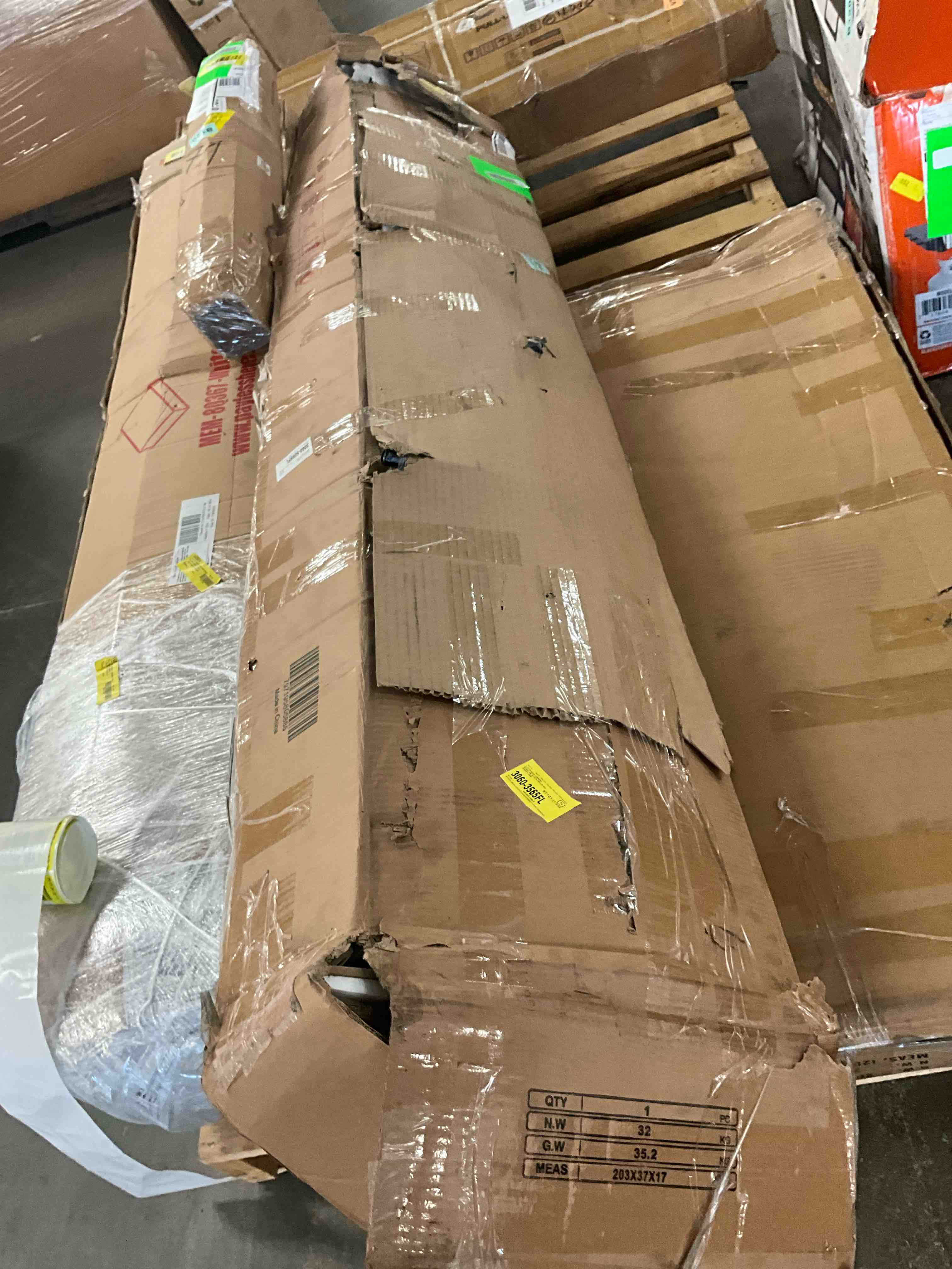 https://s3.amazonaws.com/lotting-images-prod/bidfta/YEL6866012_1728321931389.jpeg