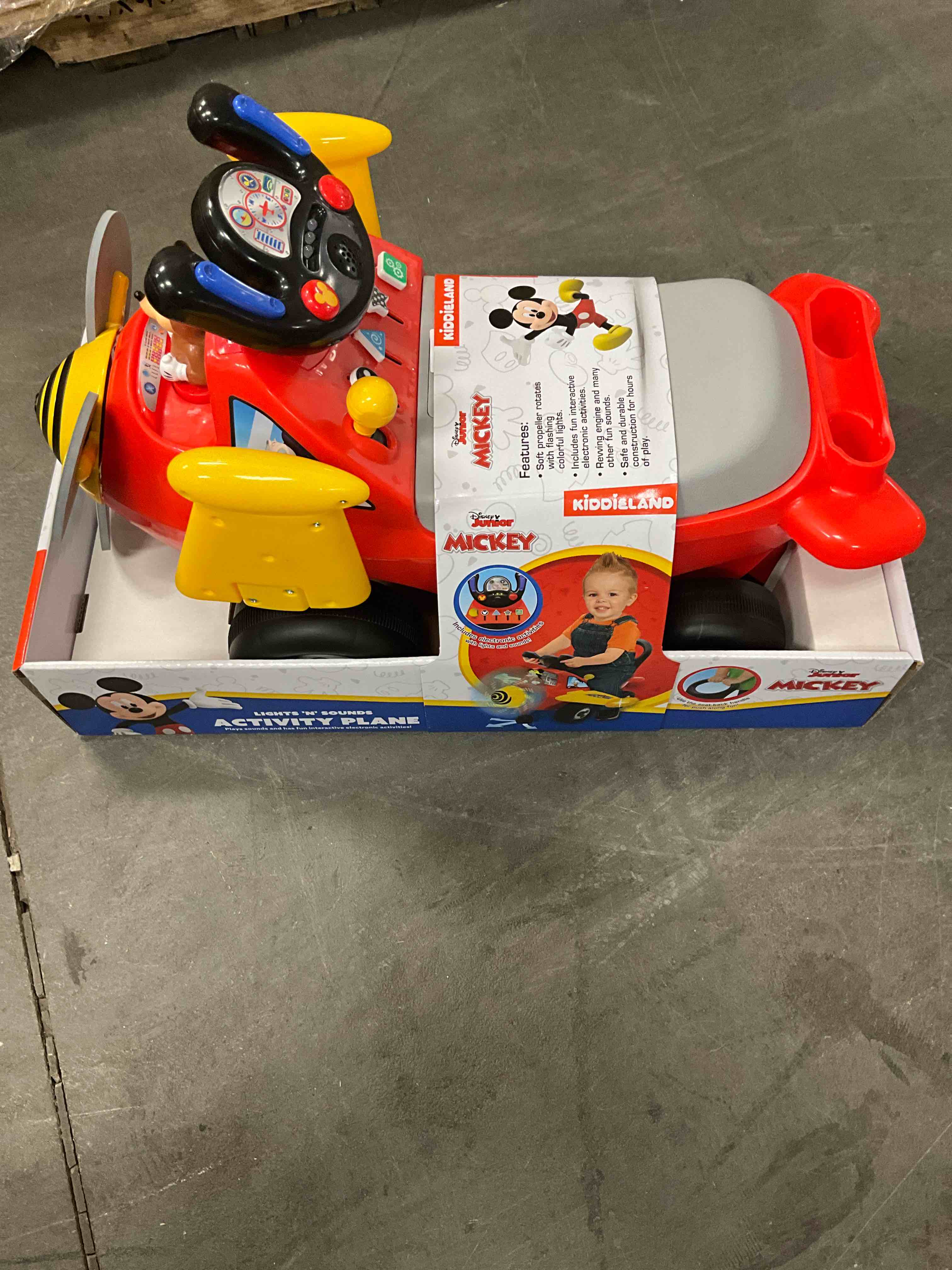https://s3.amazonaws.com/lotting-images-prod/bidfta/YEL6867429_1733858427483.jpeg