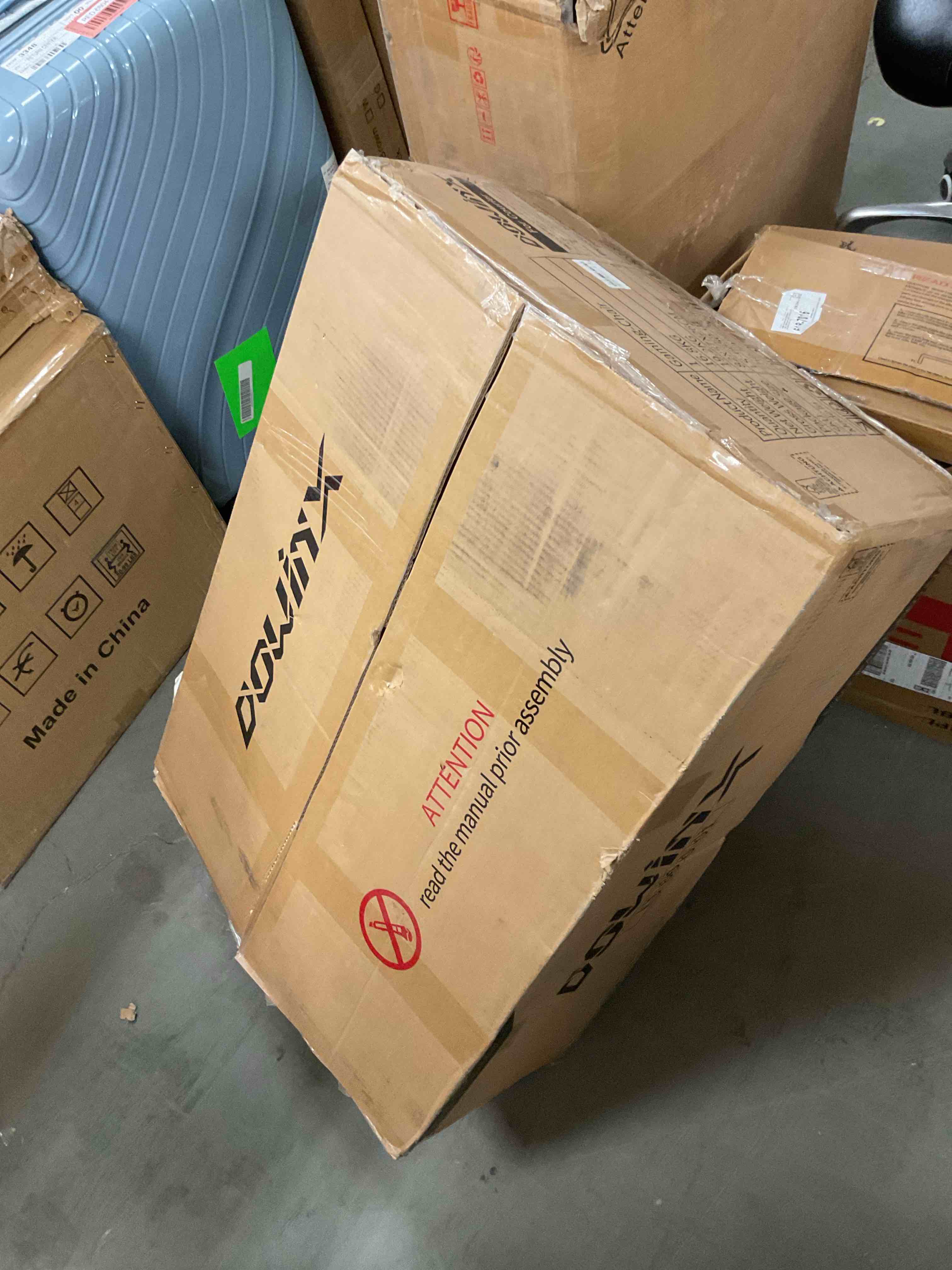 https://s3.amazonaws.com/lotting-images-prod/bidfta/YEL6867447_1738089854240.jpeg