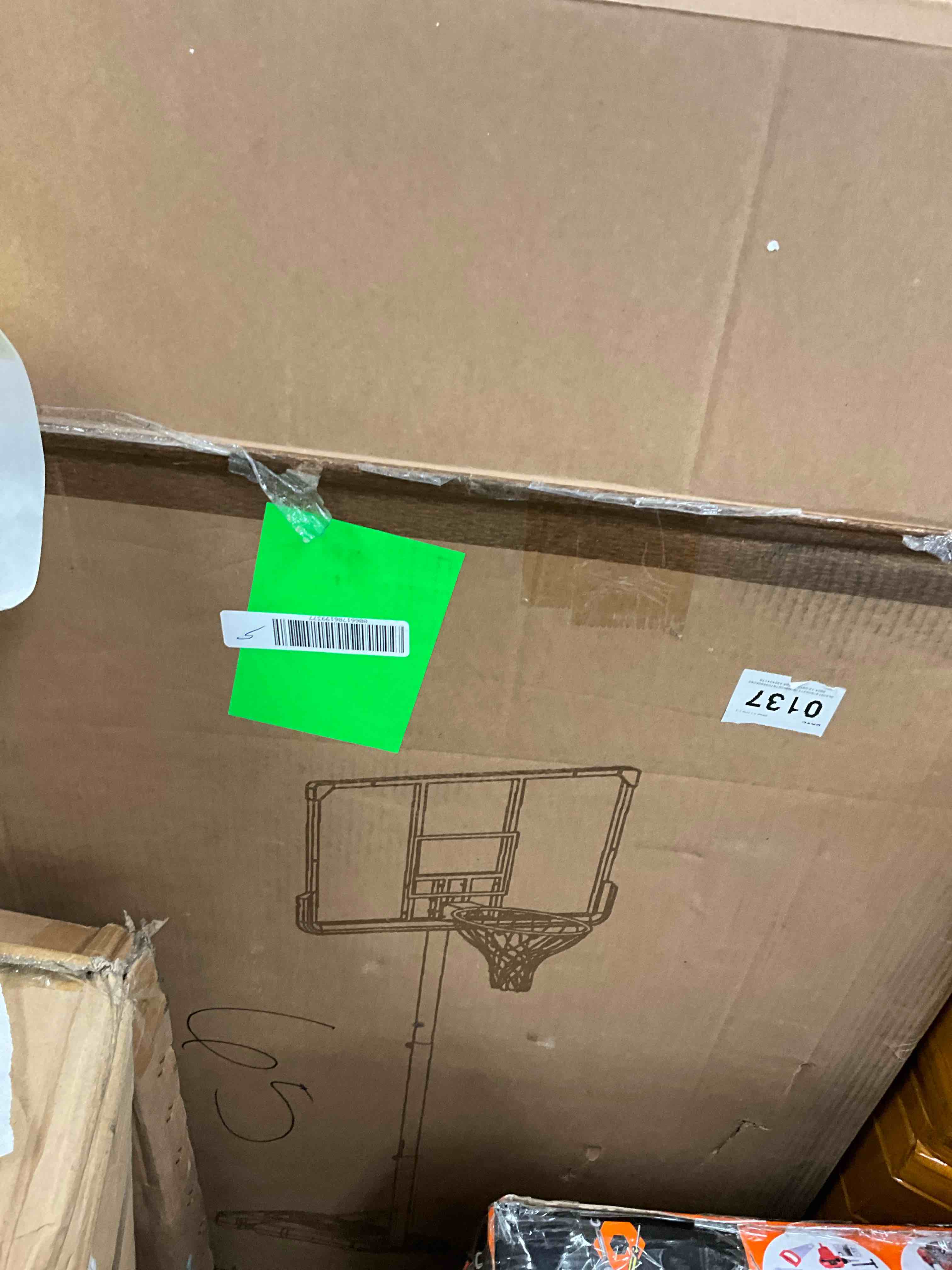 https://s3.amazonaws.com/lotting-images-prod/bidfta/YEL6867745_1734643986530.jpeg