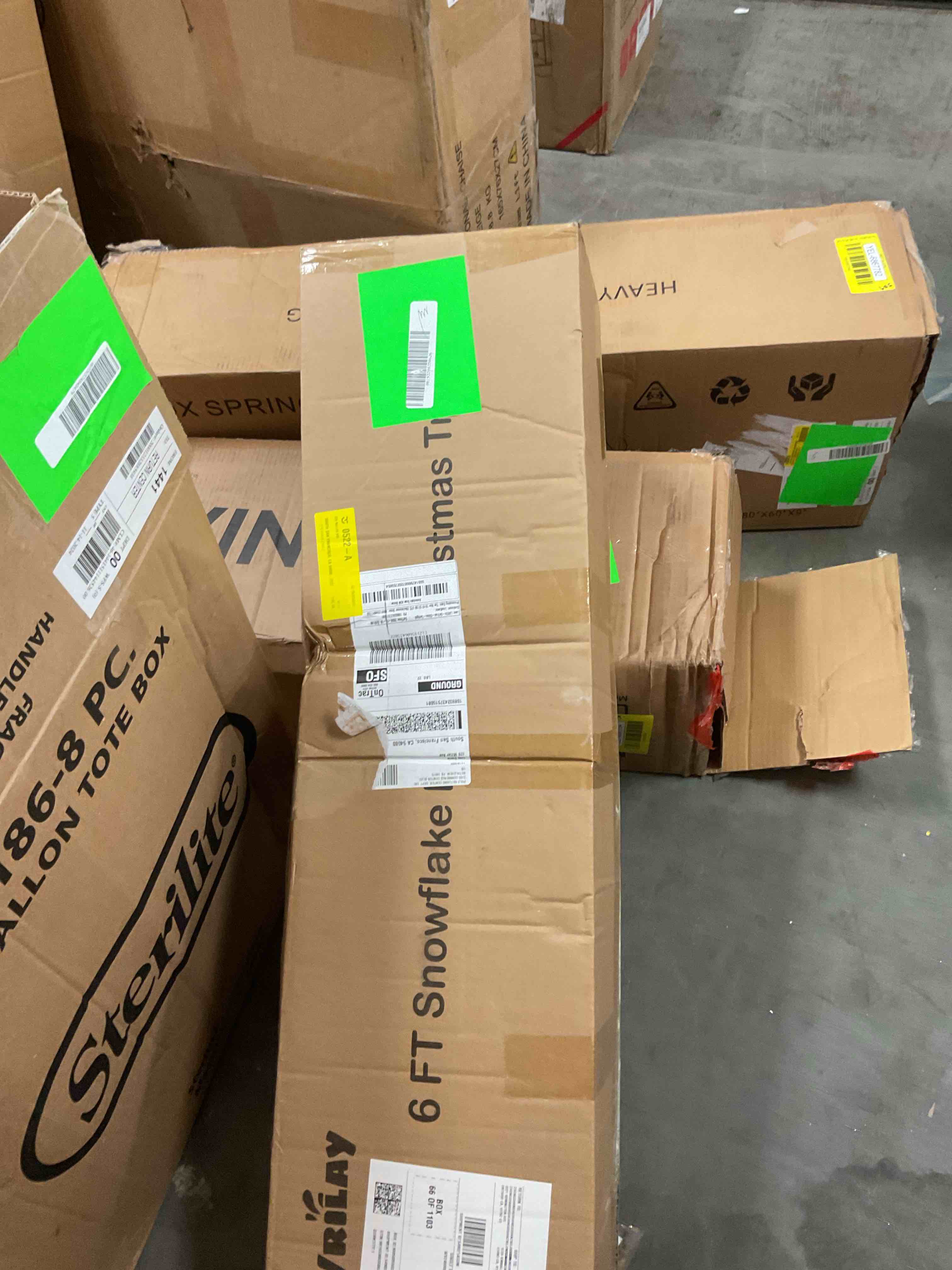 https://s3.amazonaws.com/lotting-images-prod/bidfta/YEL6867786_1734712599725.jpeg