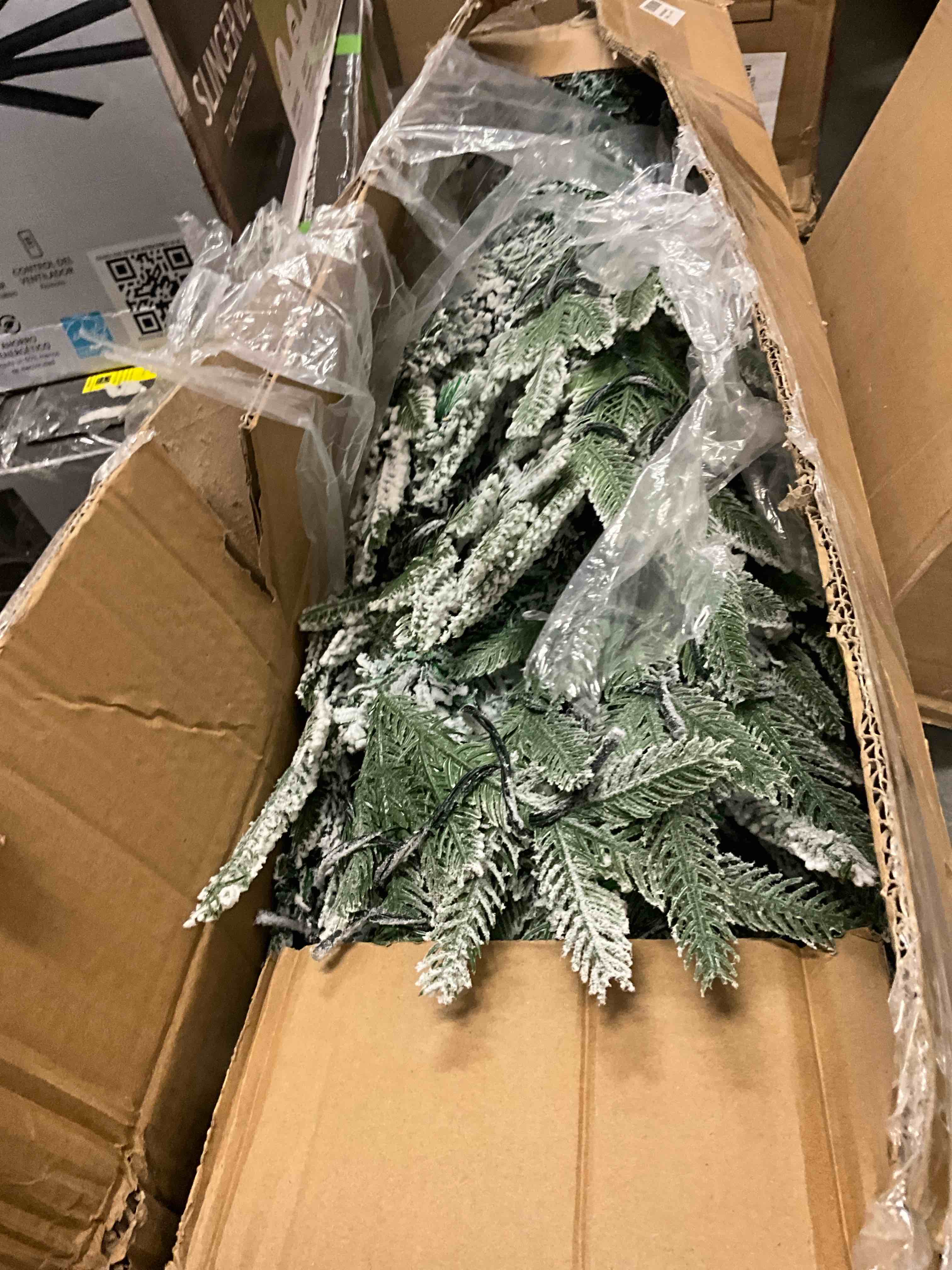 https://s3.amazonaws.com/lotting-images-prod/bidfta/YEL6867966_1735320788125.jpeg