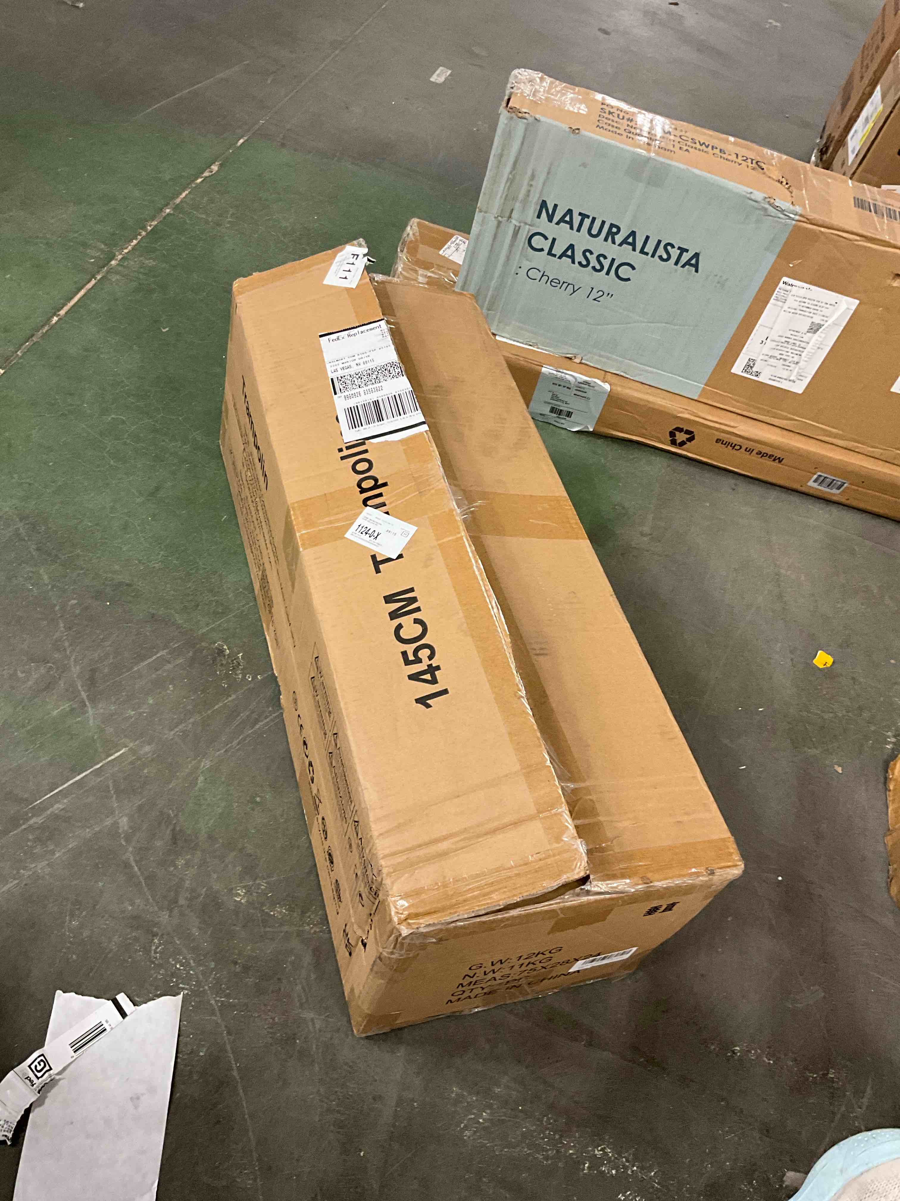 https://s3.amazonaws.com/lotting-images-prod/bidfta/YEL6867982_1735326039802.jpeg