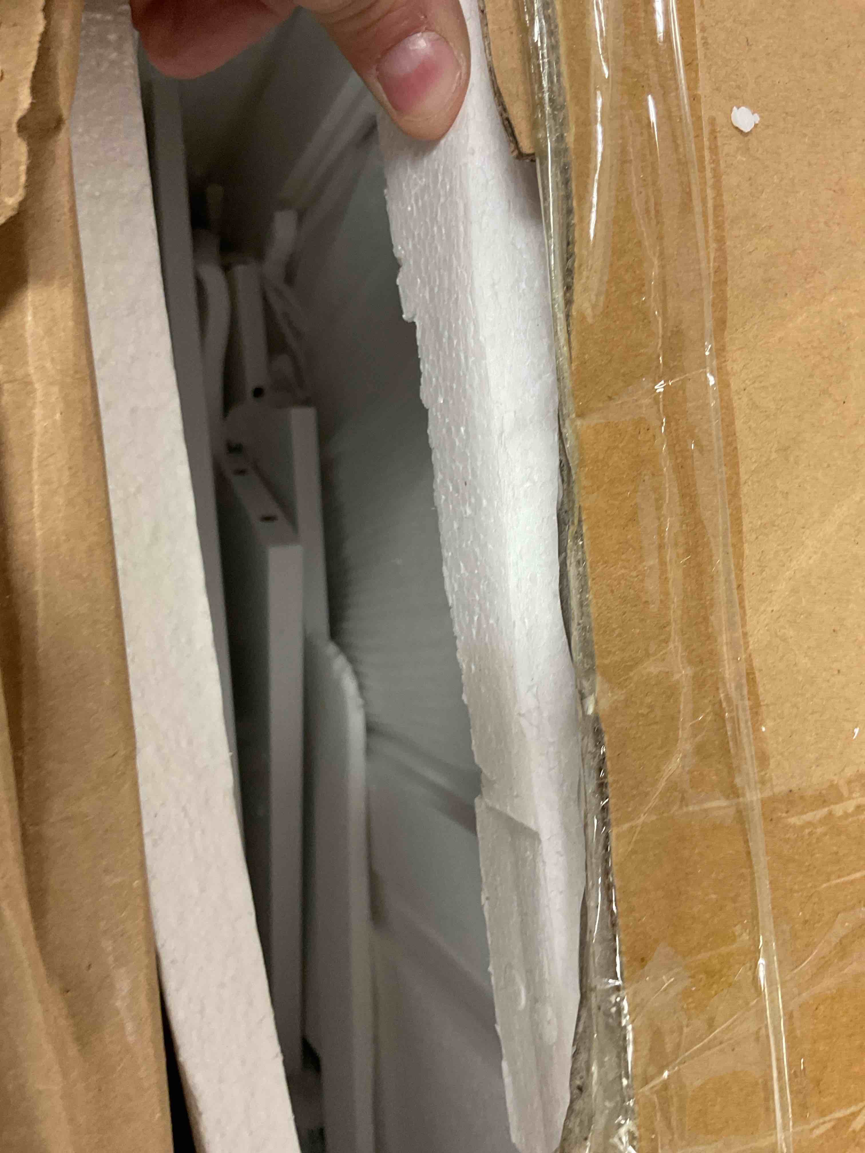 https://s3.amazonaws.com/lotting-images-prod/bidfta/YEL6868037_1735334180056.jpeg