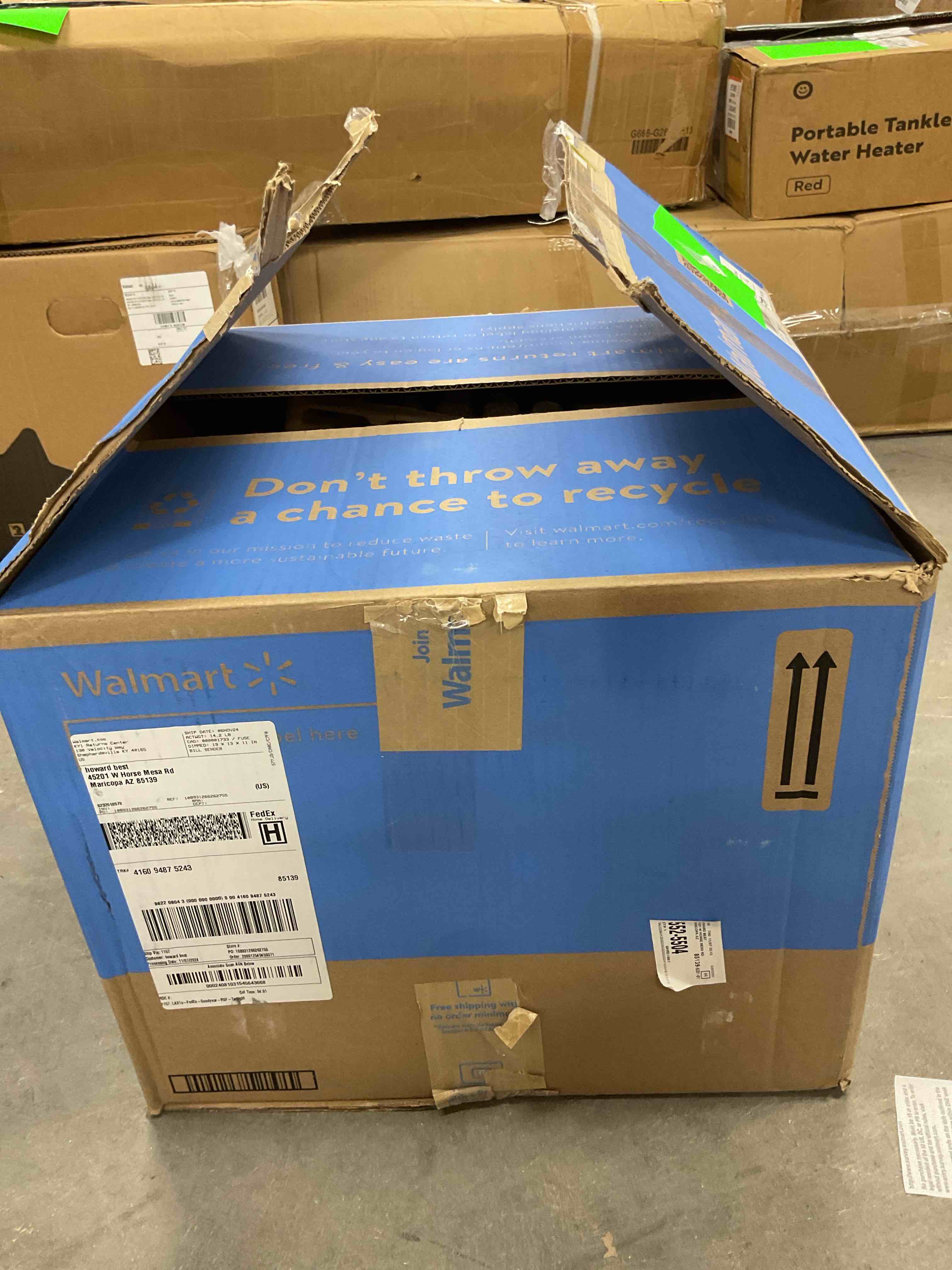 https://s3.amazonaws.com/lotting-images-prod/bidfta/YEL6868048_1735335604440.jpeg