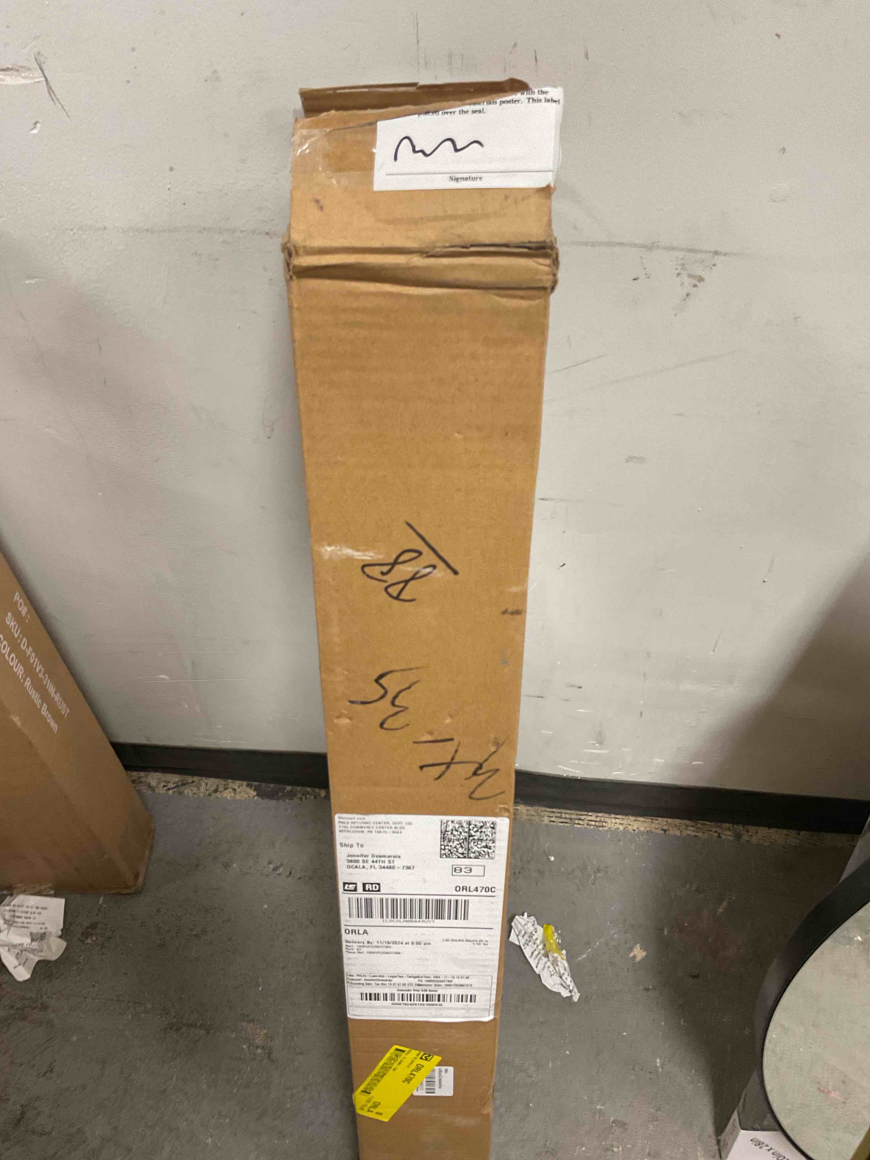 https://s3.amazonaws.com/lotting-images-prod/bidfta/YEL6868098_1736000670122.jpeg