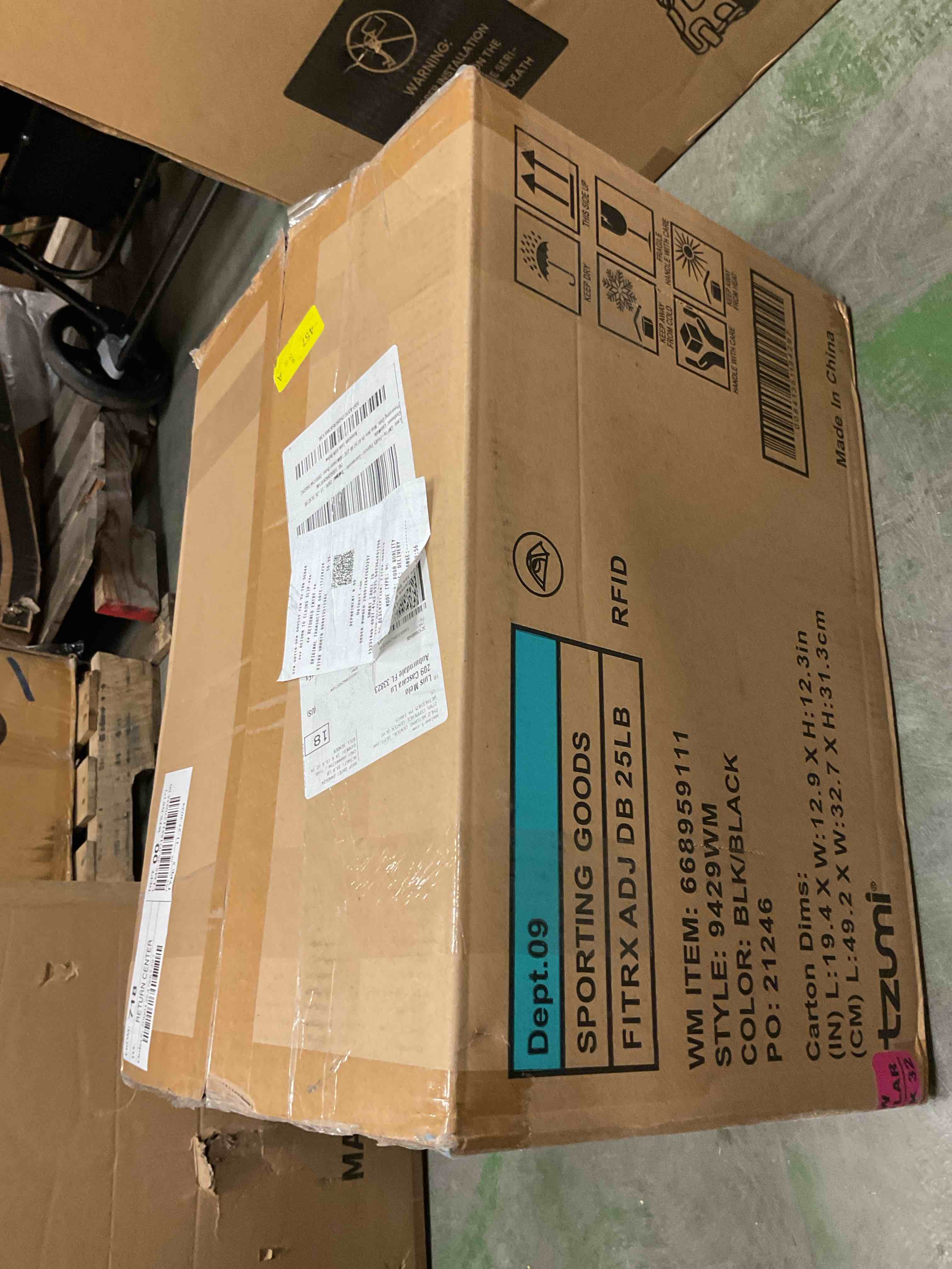 https://s3.amazonaws.com/lotting-images-prod/bidfta/YEL6868103_1736001749352.jpeg