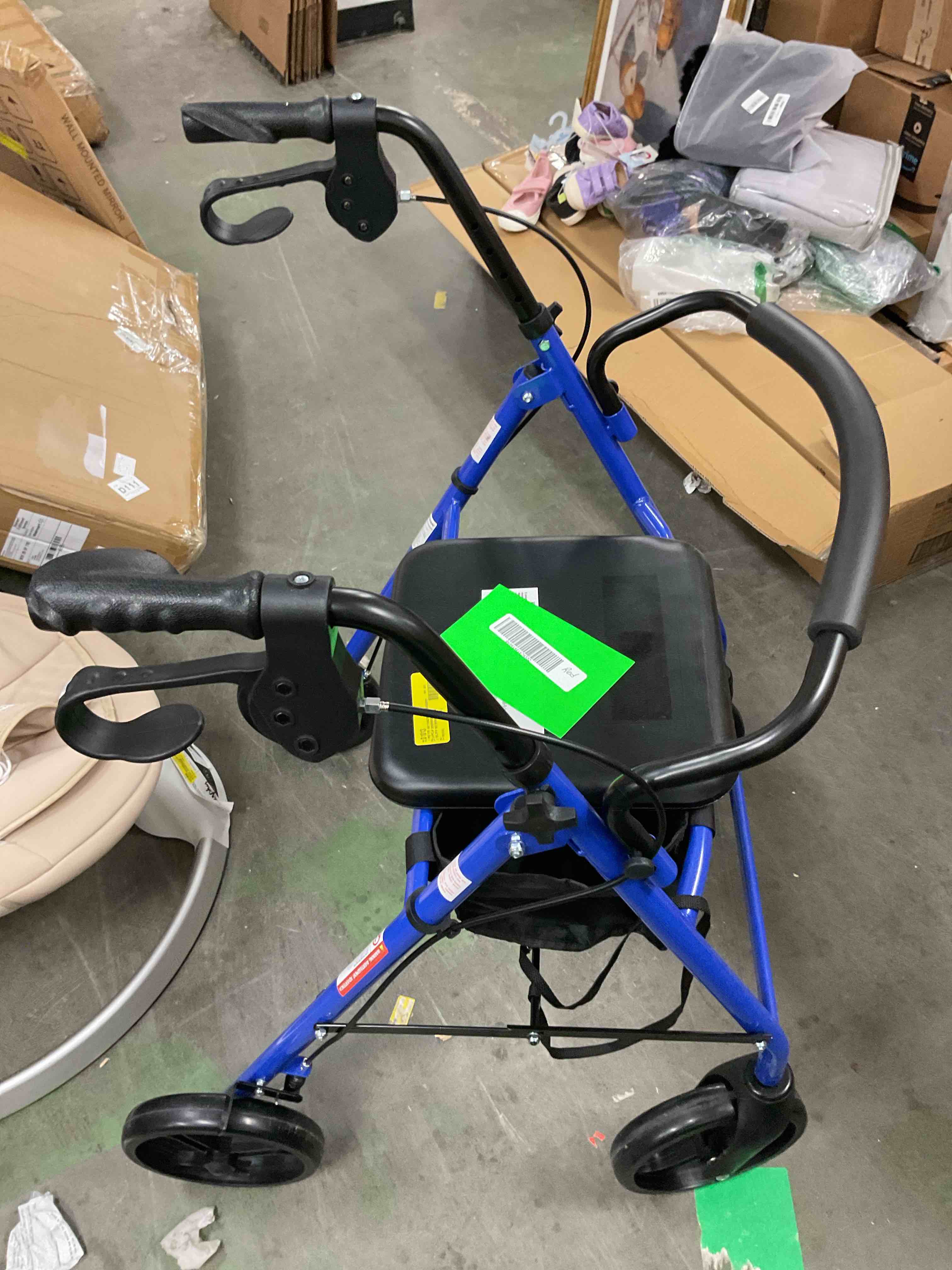 https://s3.amazonaws.com/lotting-images-prod/bidfta/YEL6868113_1736003595832.jpeg