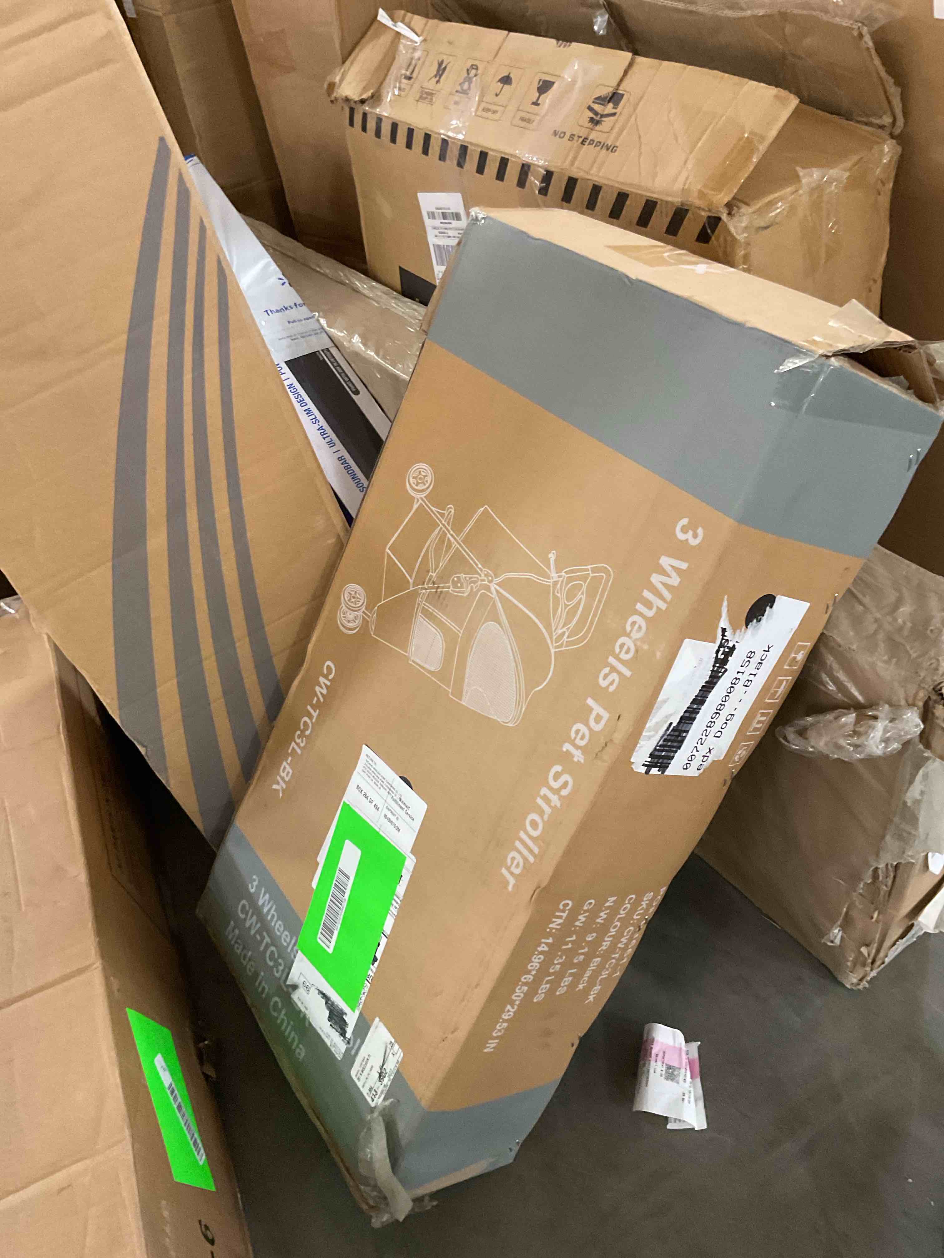 https://s3.amazonaws.com/lotting-images-prod/bidfta/YEL6868912_1738082968452.jpeg