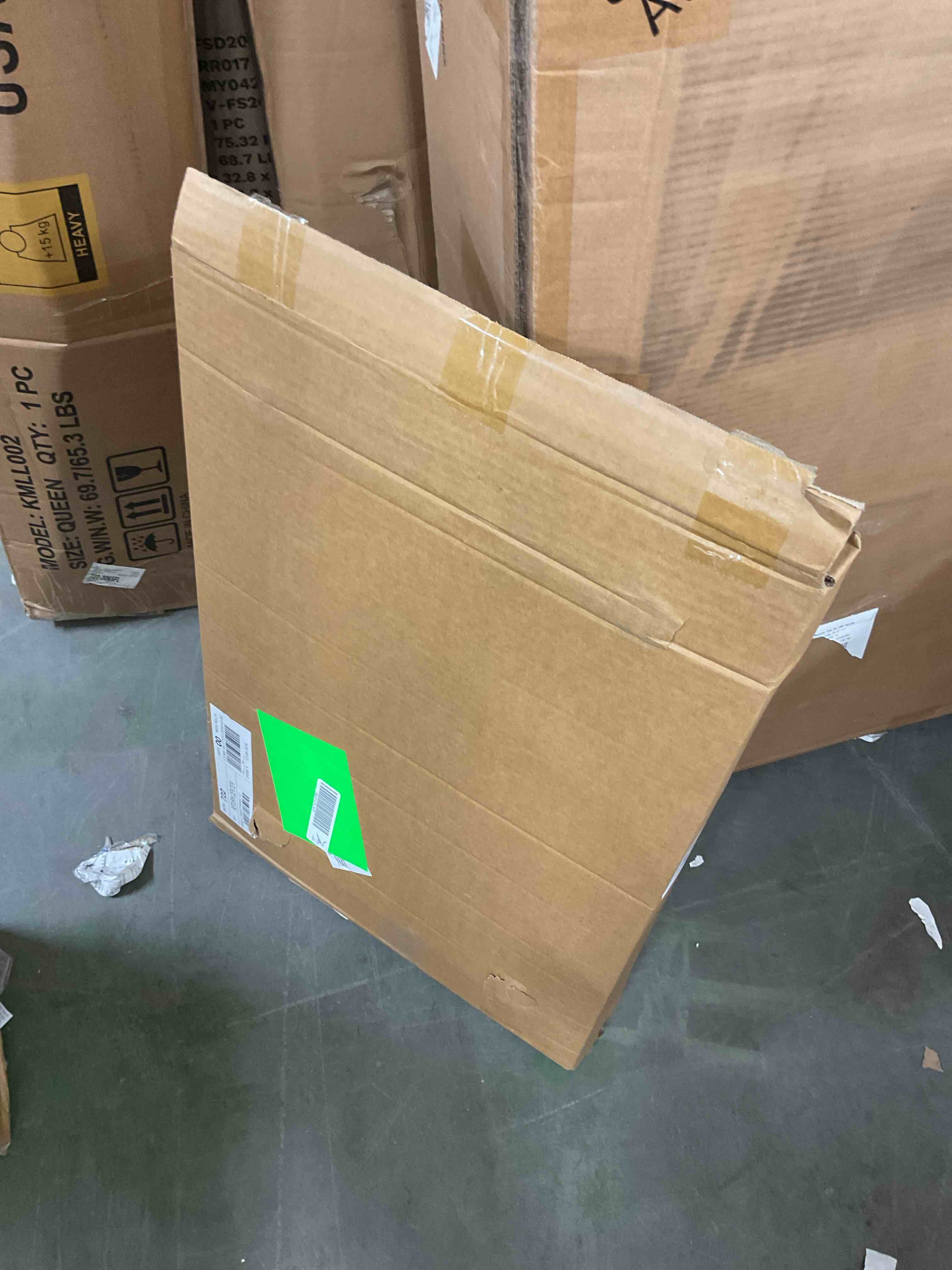 https://s3.amazonaws.com/lotting-images-prod/bidfta/YEL6868932_1738086860629.jpeg