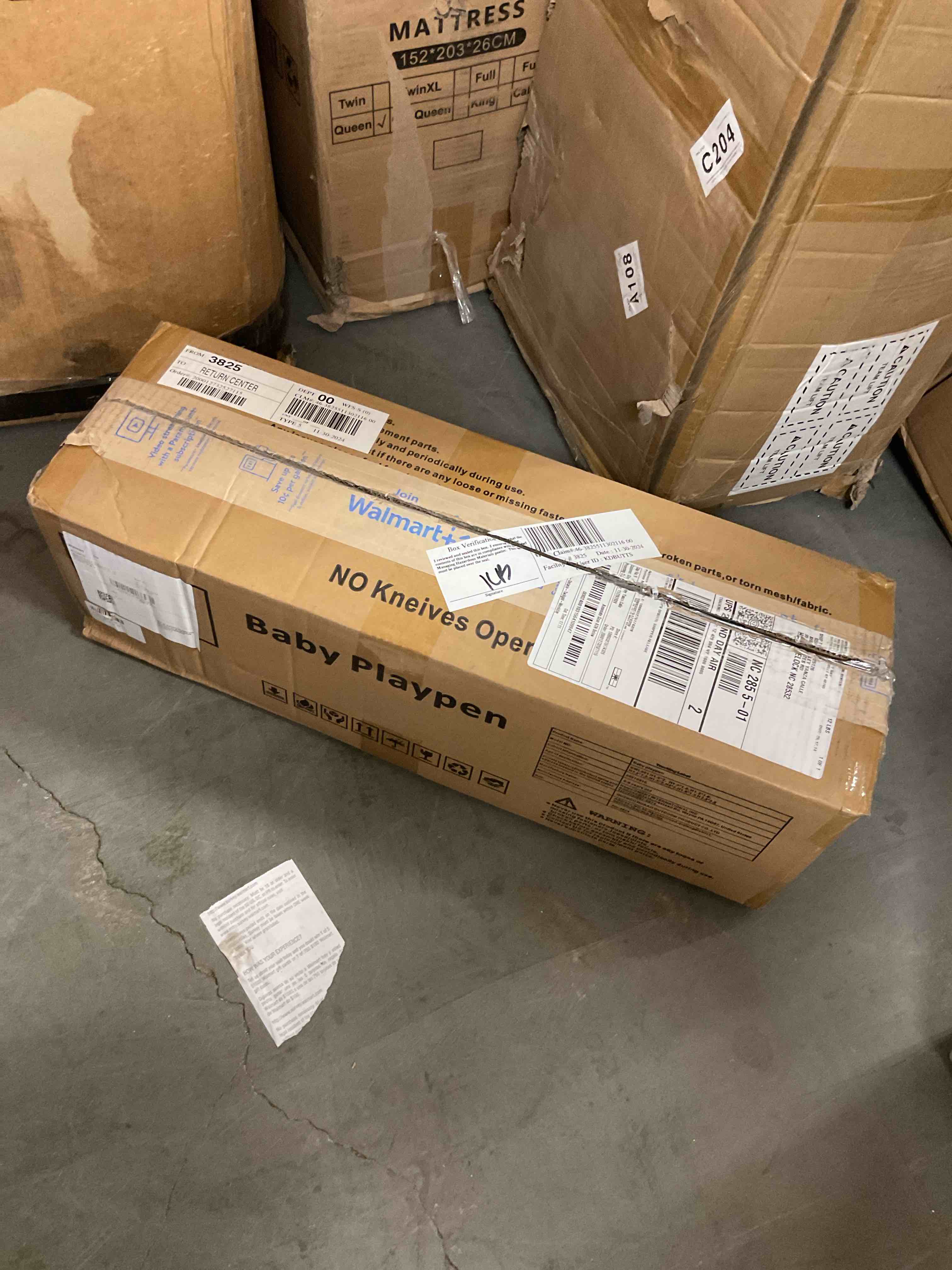 https://s3.amazonaws.com/lotting-images-prod/bidfta/YEL6868939_1738087669411.jpeg