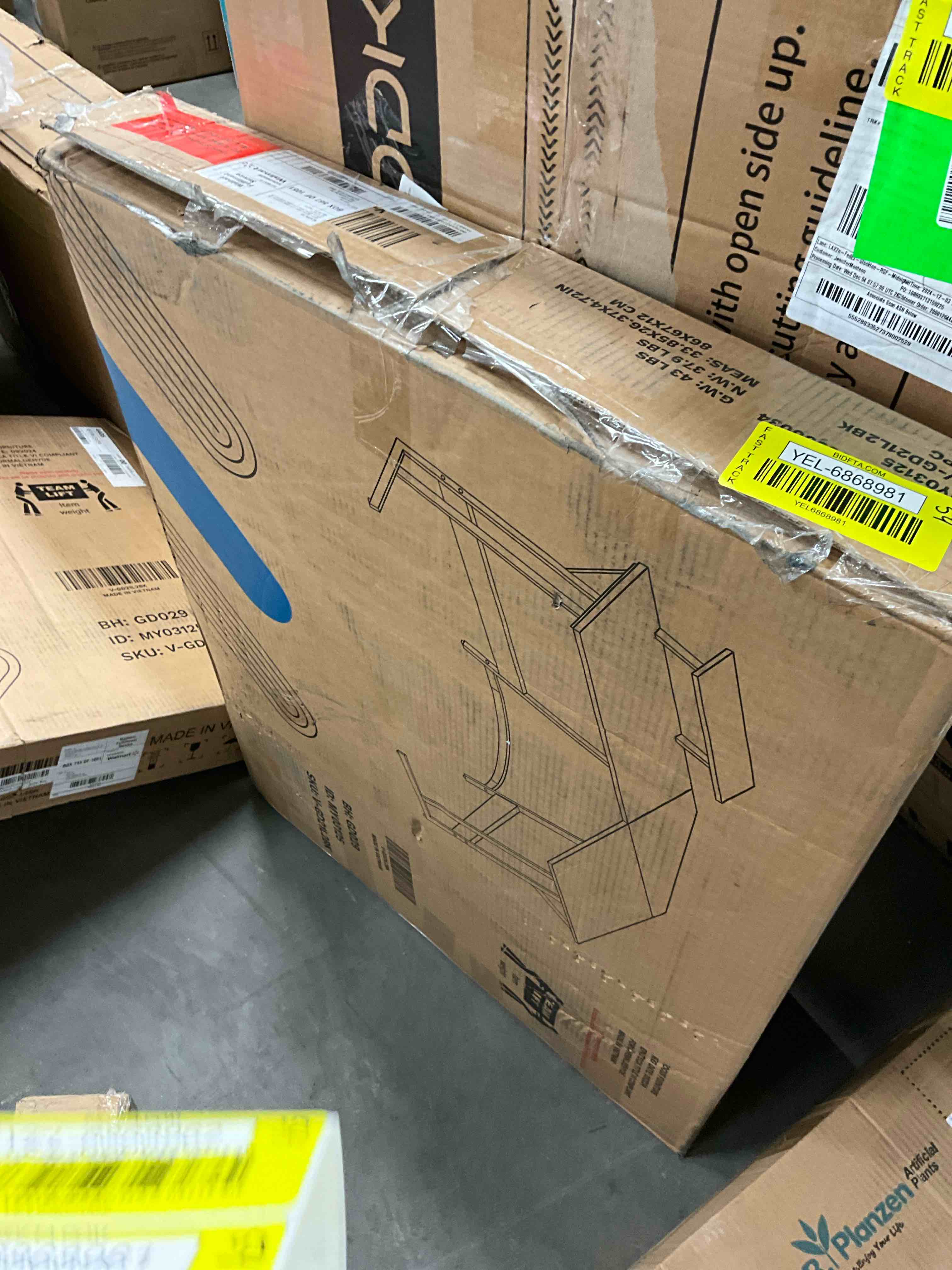 https://s3.amazonaws.com/lotting-images-prod/bidfta/YEL6868981_1738607080929.jpeg